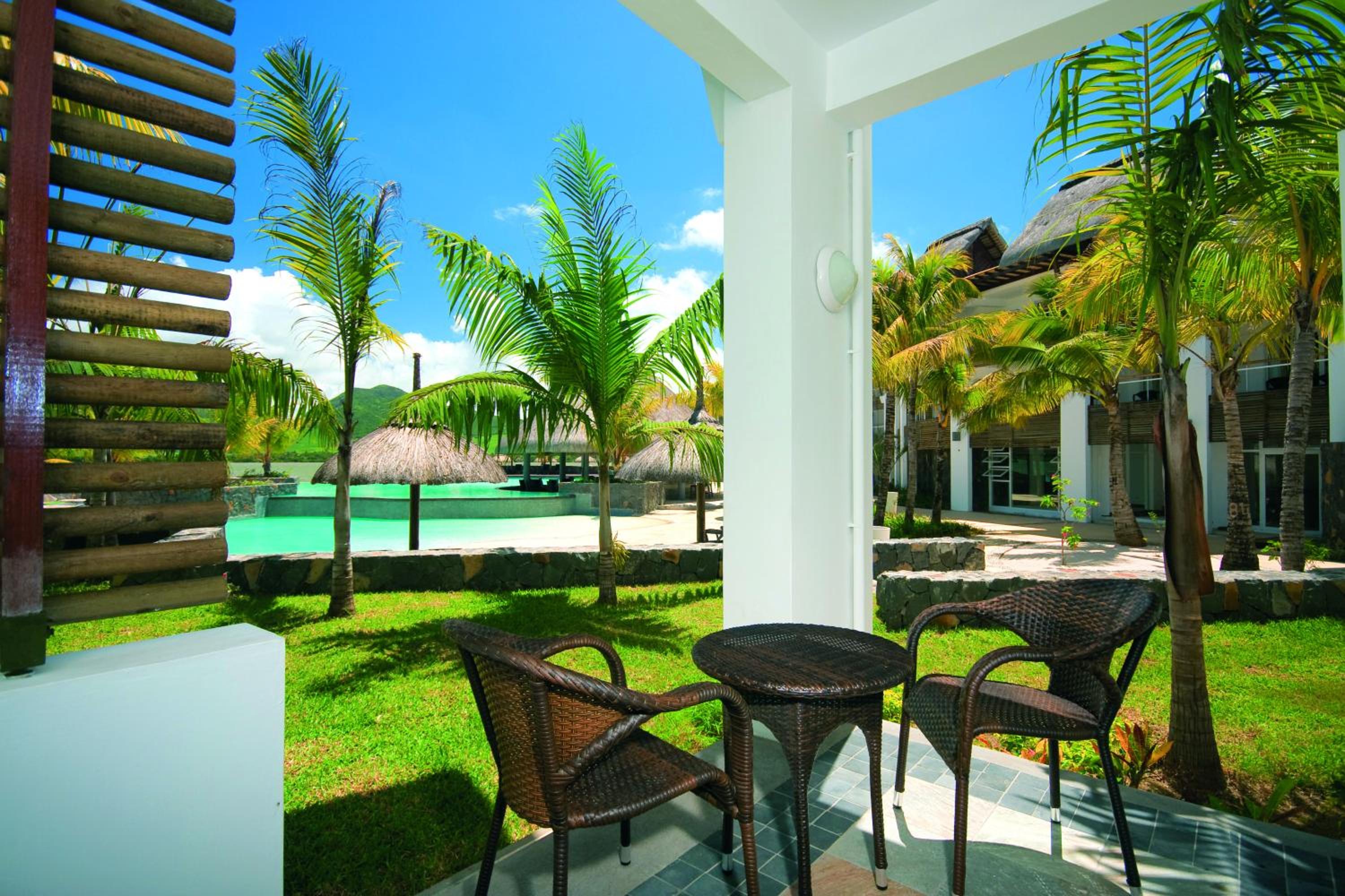 Deluxe Room with Sea View