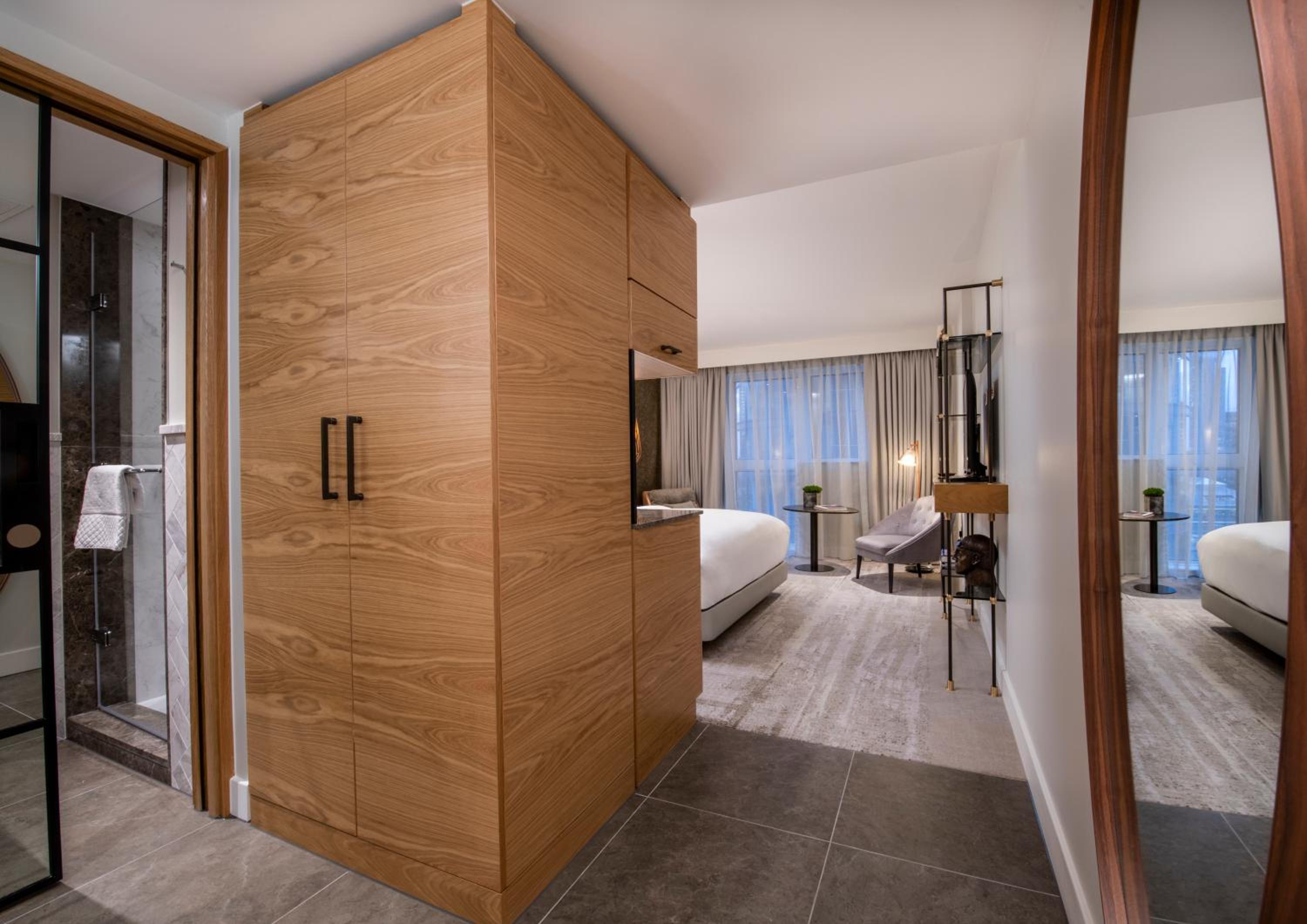 King Guest Room photo 3