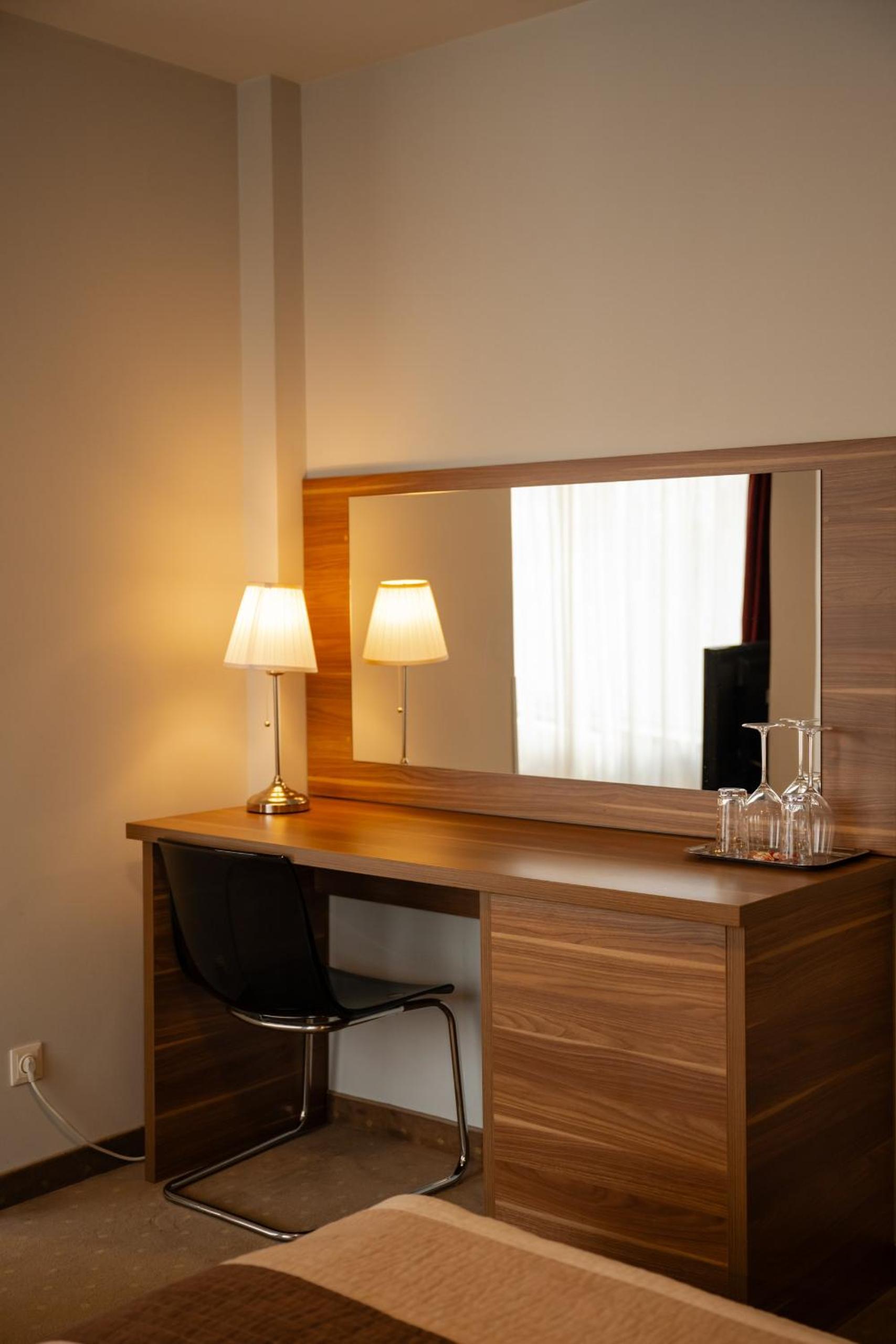 Budget Double Room photo 1