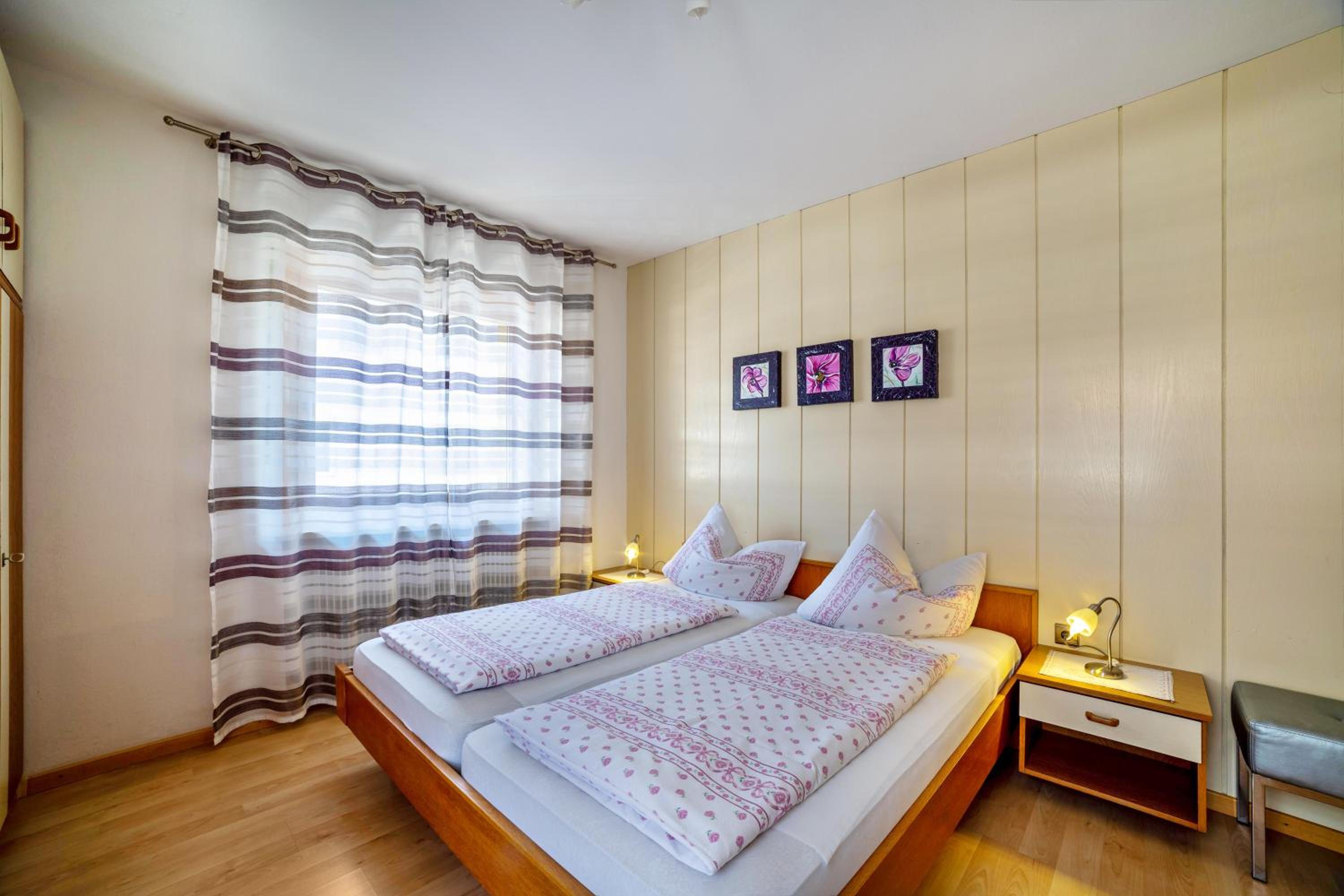 Superior One-Bedroom Apartment with Balcony