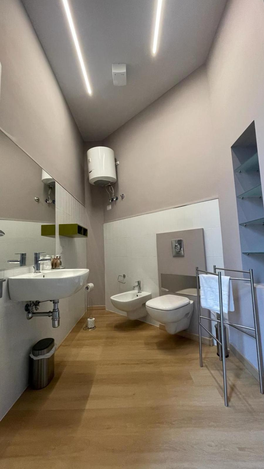 Suite Apartment photo 2