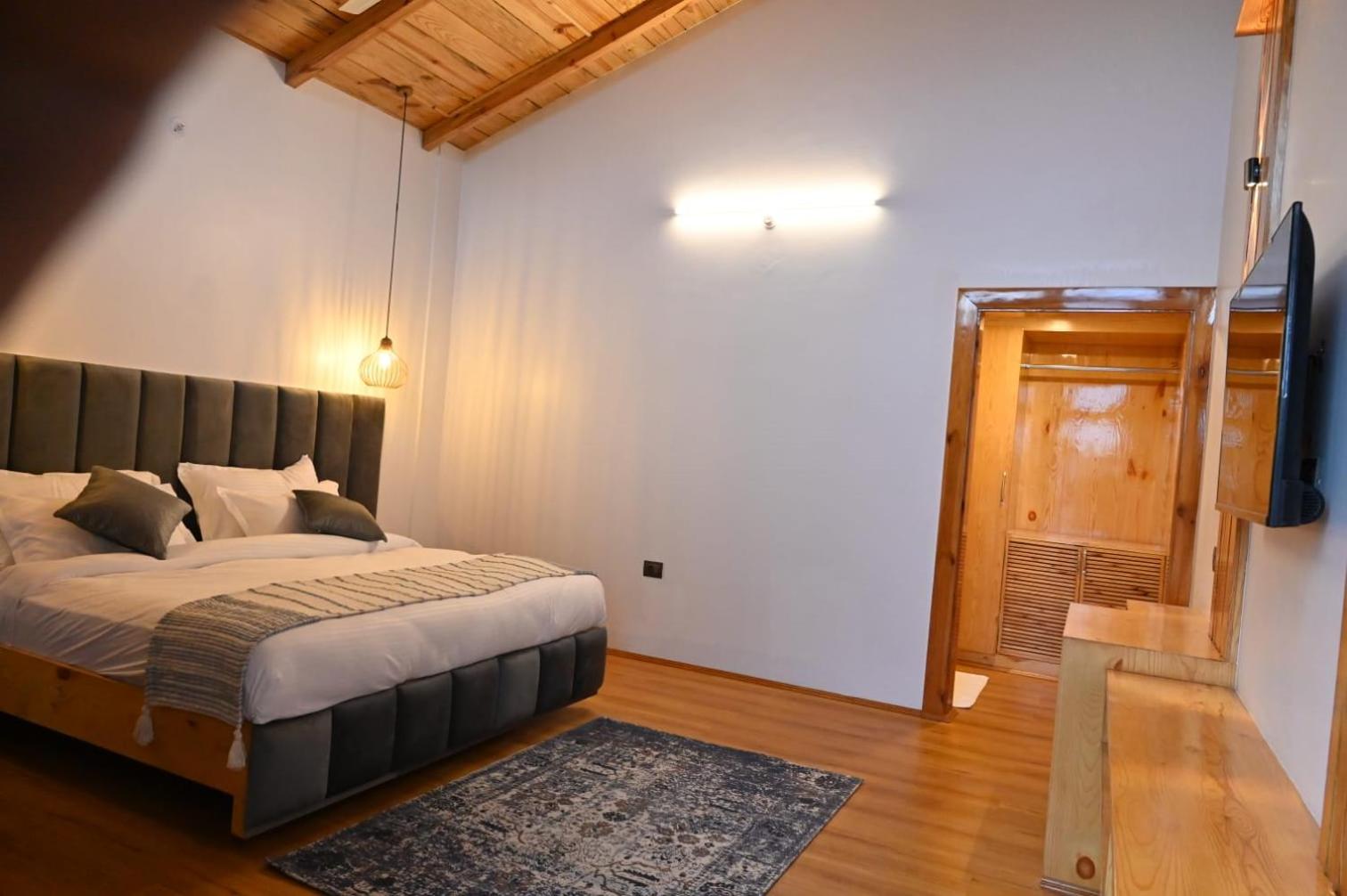 Double Room With Balcony photo 1