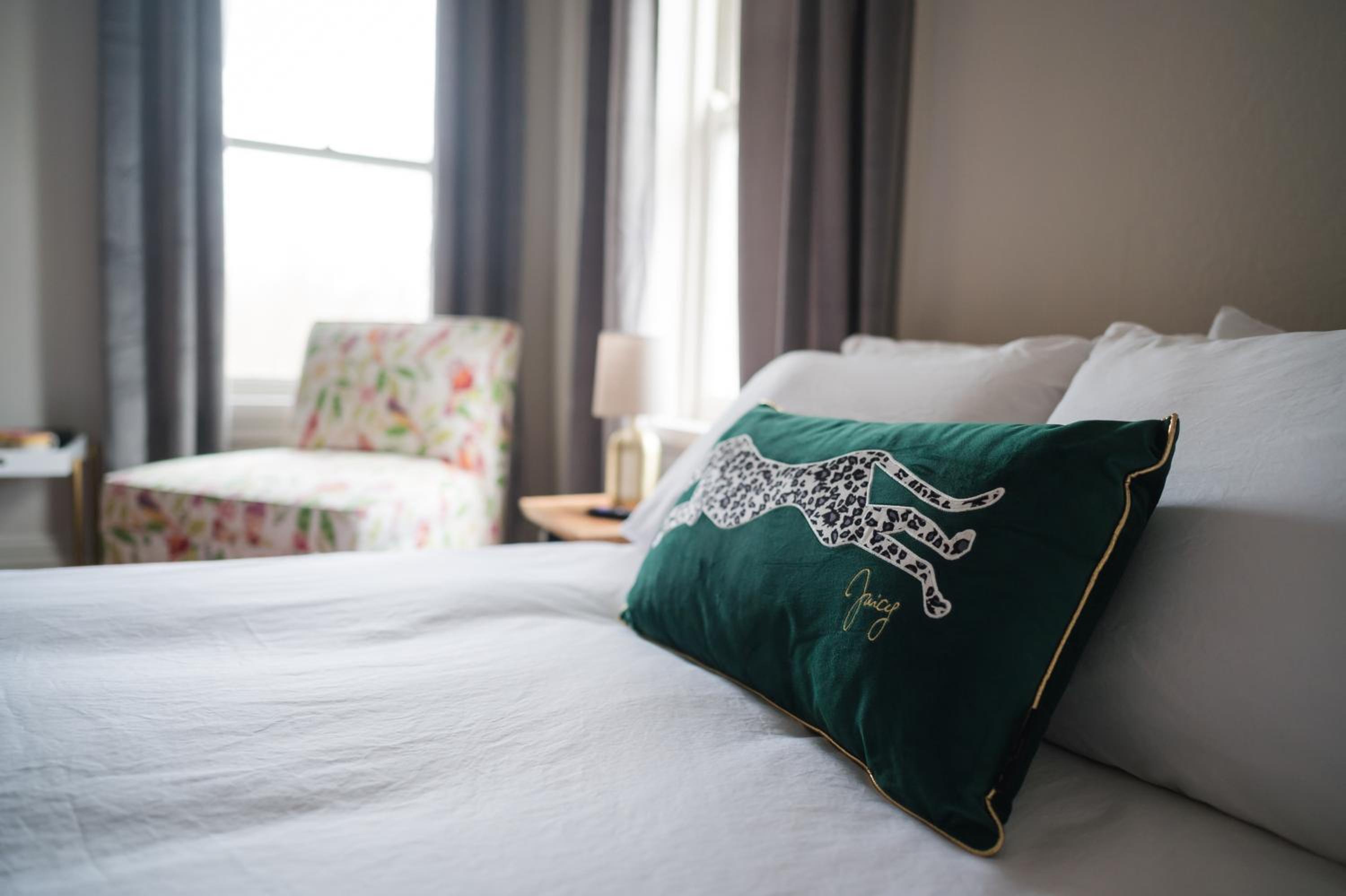 Queen Room - Photo 1