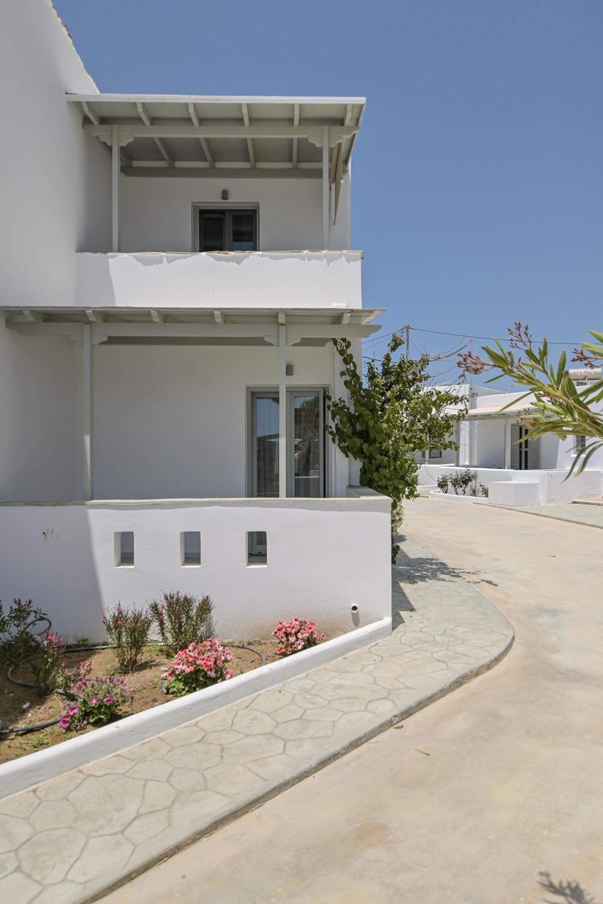 Junior Suite with Garden View - Photo 12