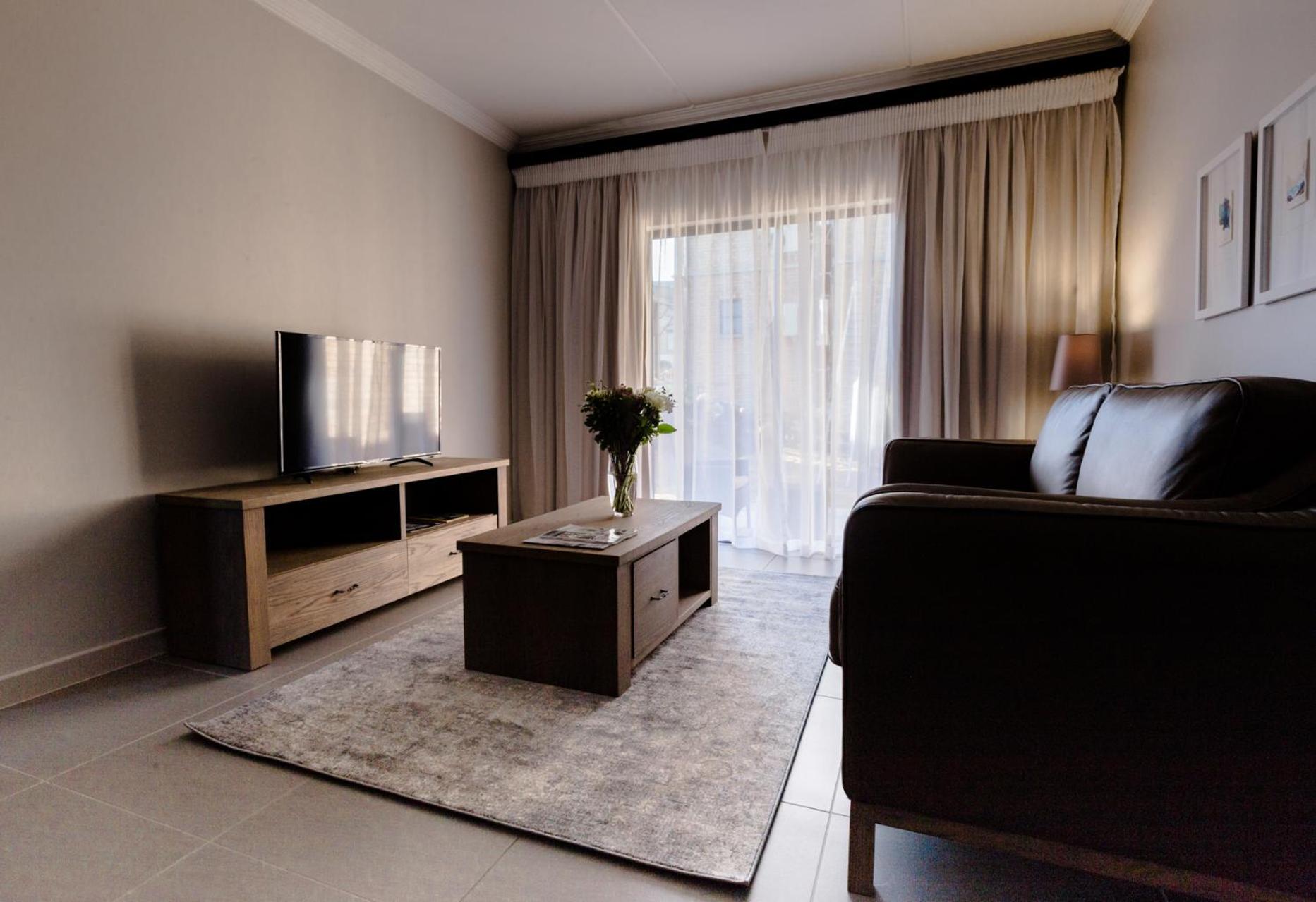 Classic Apartment - Photo 7