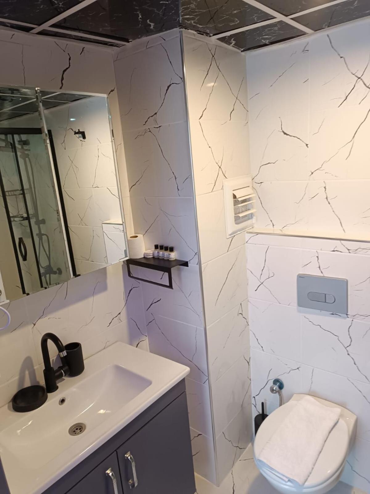 Superior Triple Room photo 2