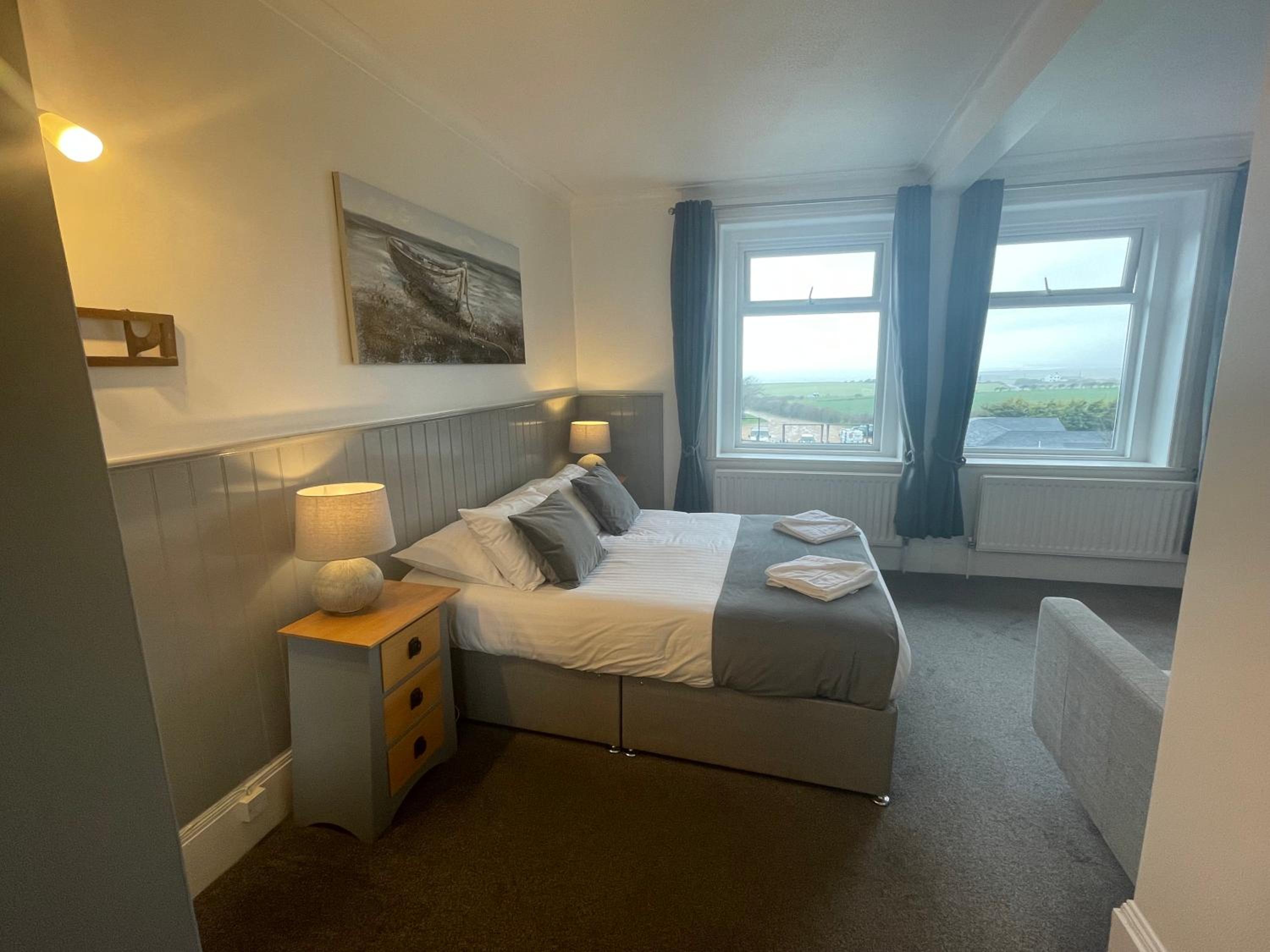Premium Sea View Double (no pets) - Photo 3
