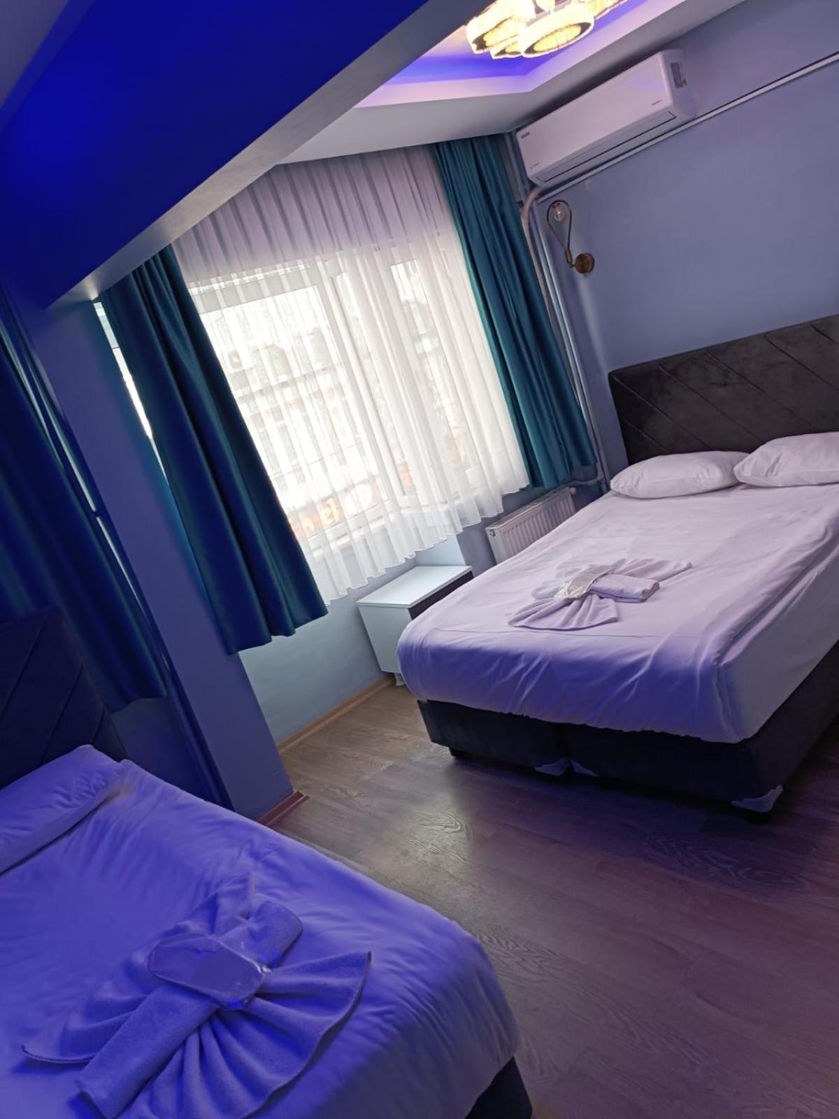 Superior Triple Room photo 3