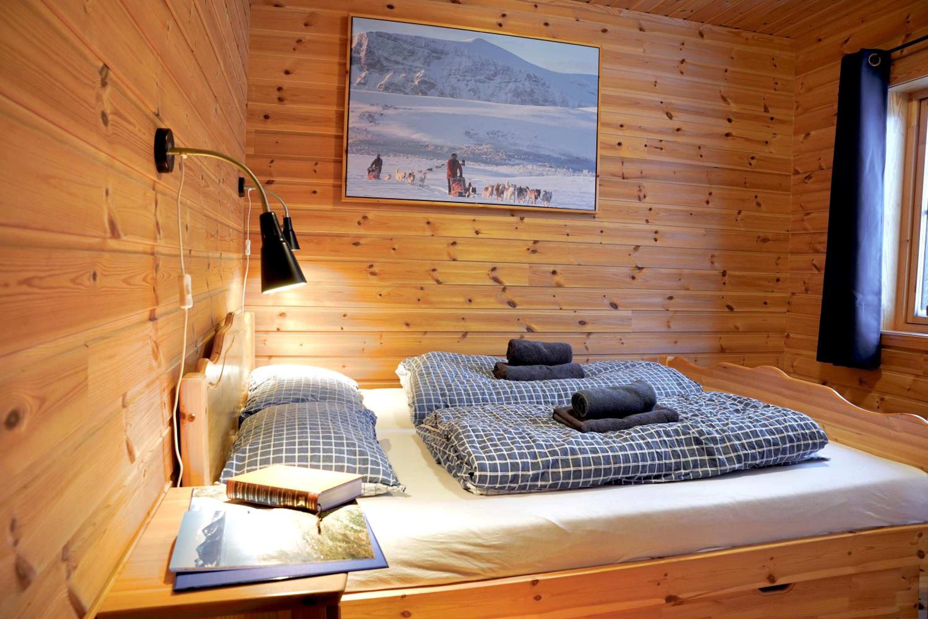 Two-Bedroom House - Photo 11