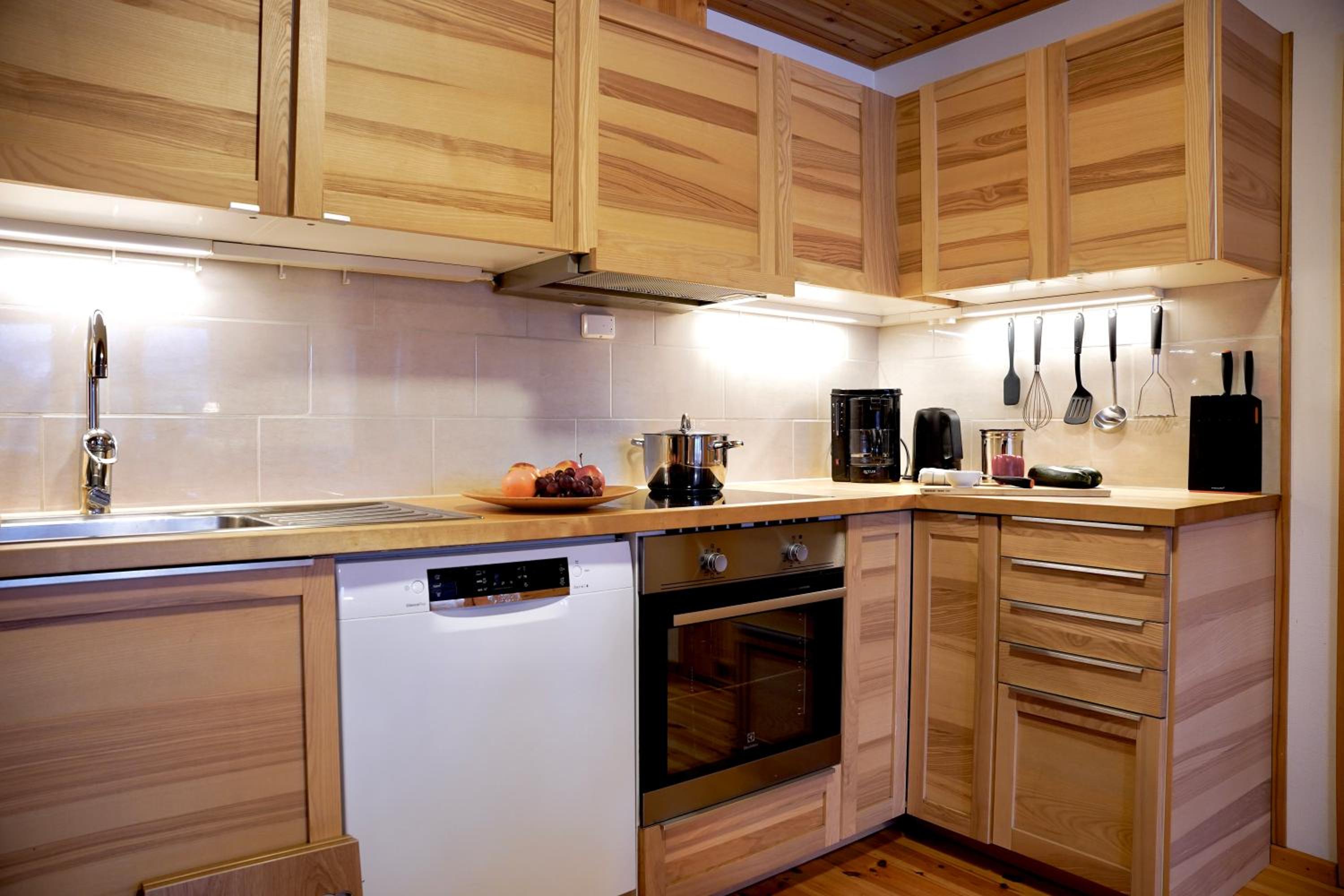 Two-Bedroom House - Photo 6