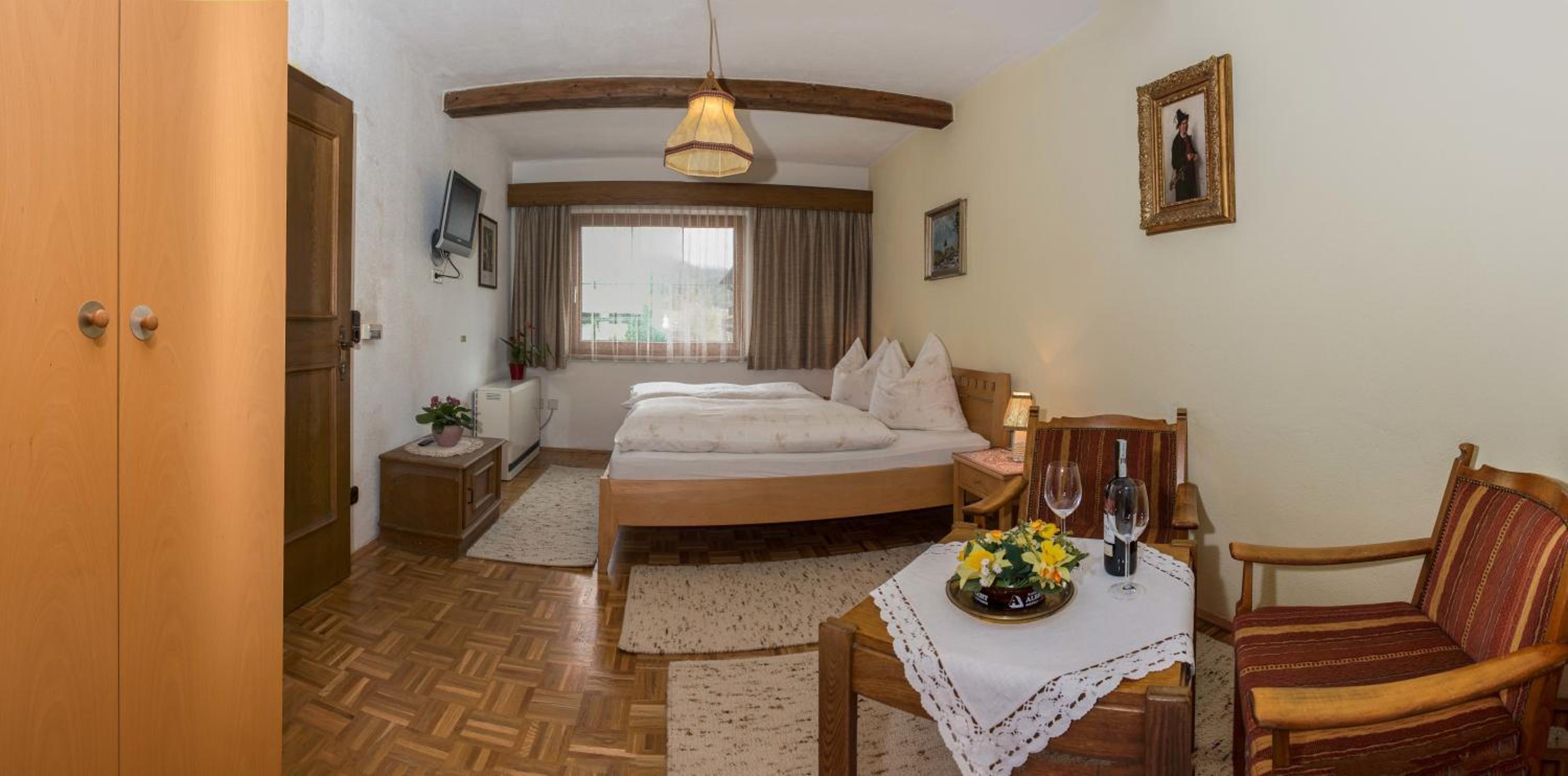 Standard Double Room photo 3
