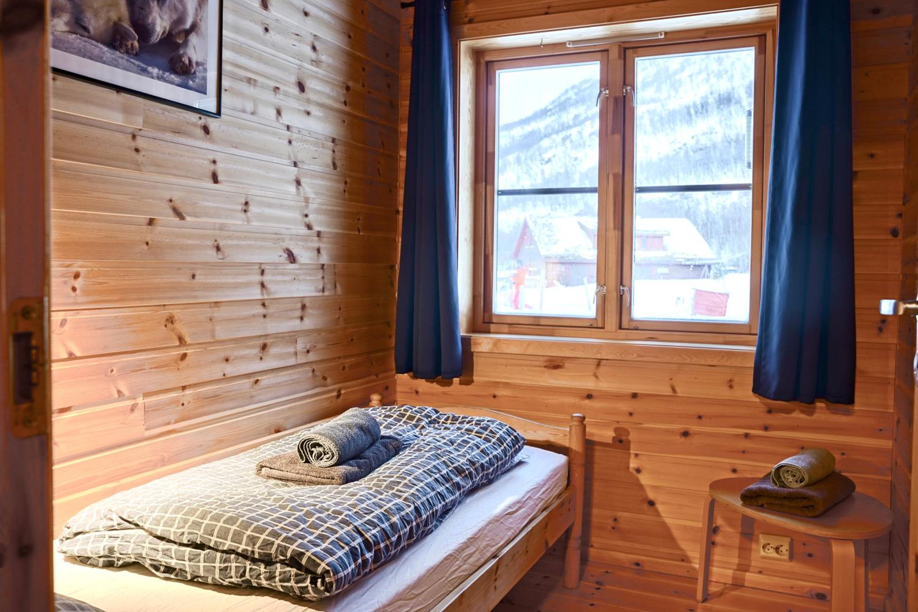 Two-Bedroom House - Photo 10
