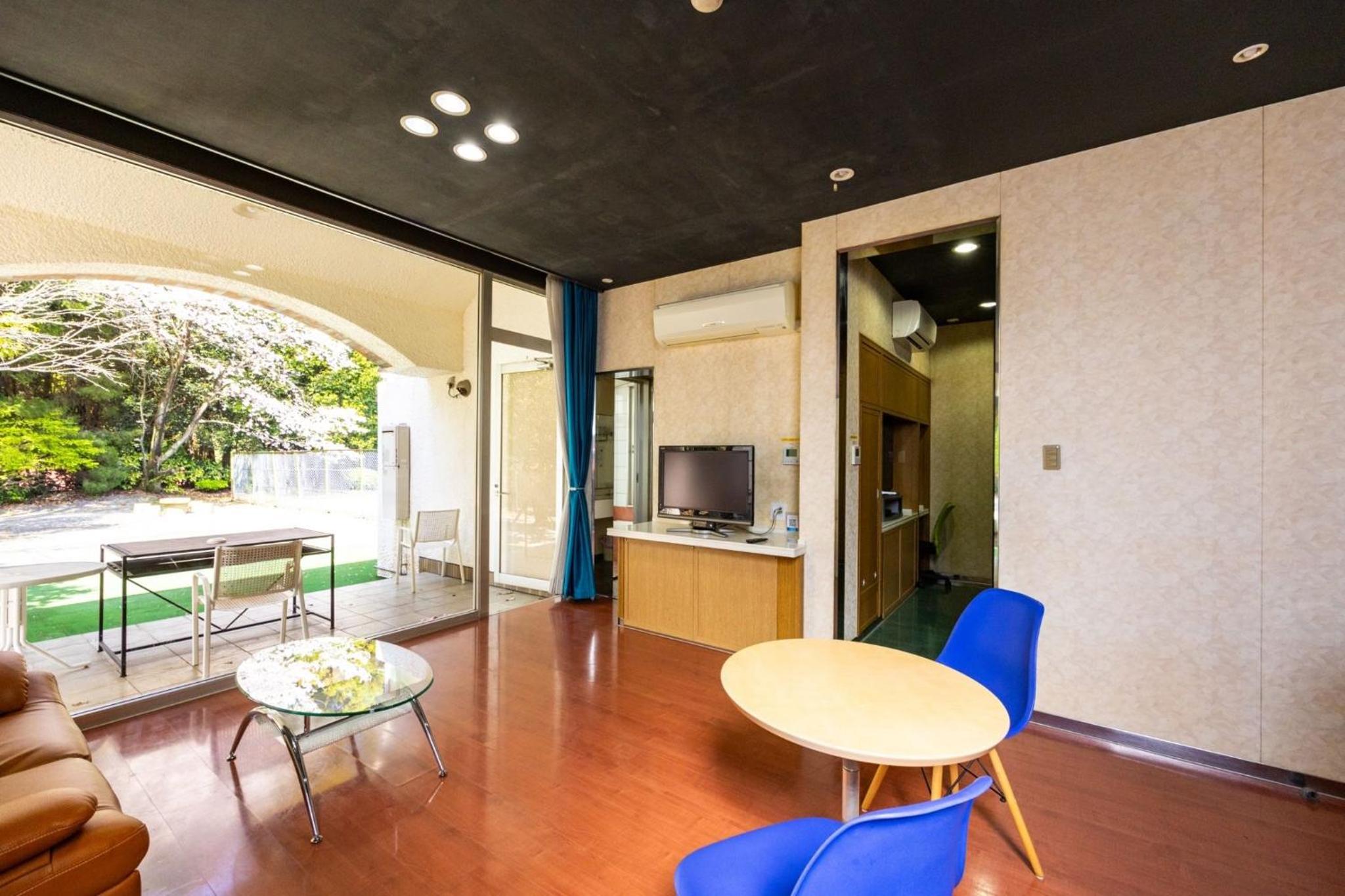Double Room - Photo 3