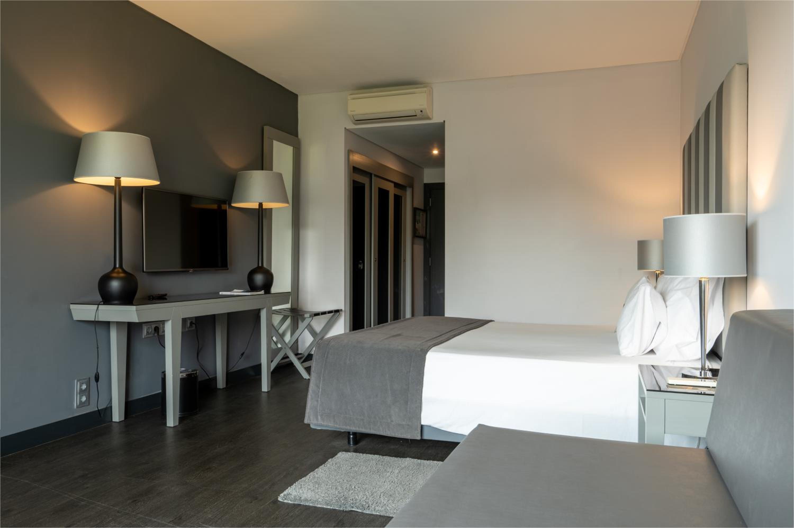 Available room