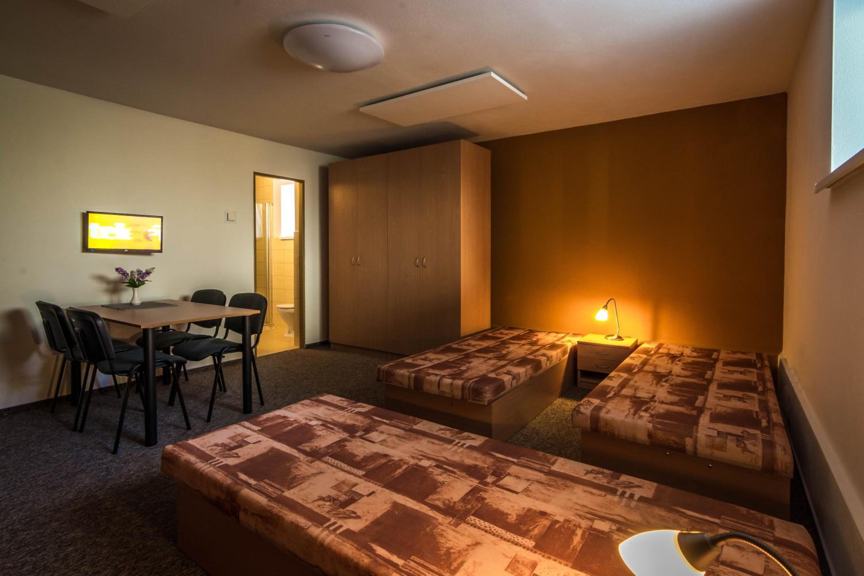 Superior Quadruple Room photo 2
