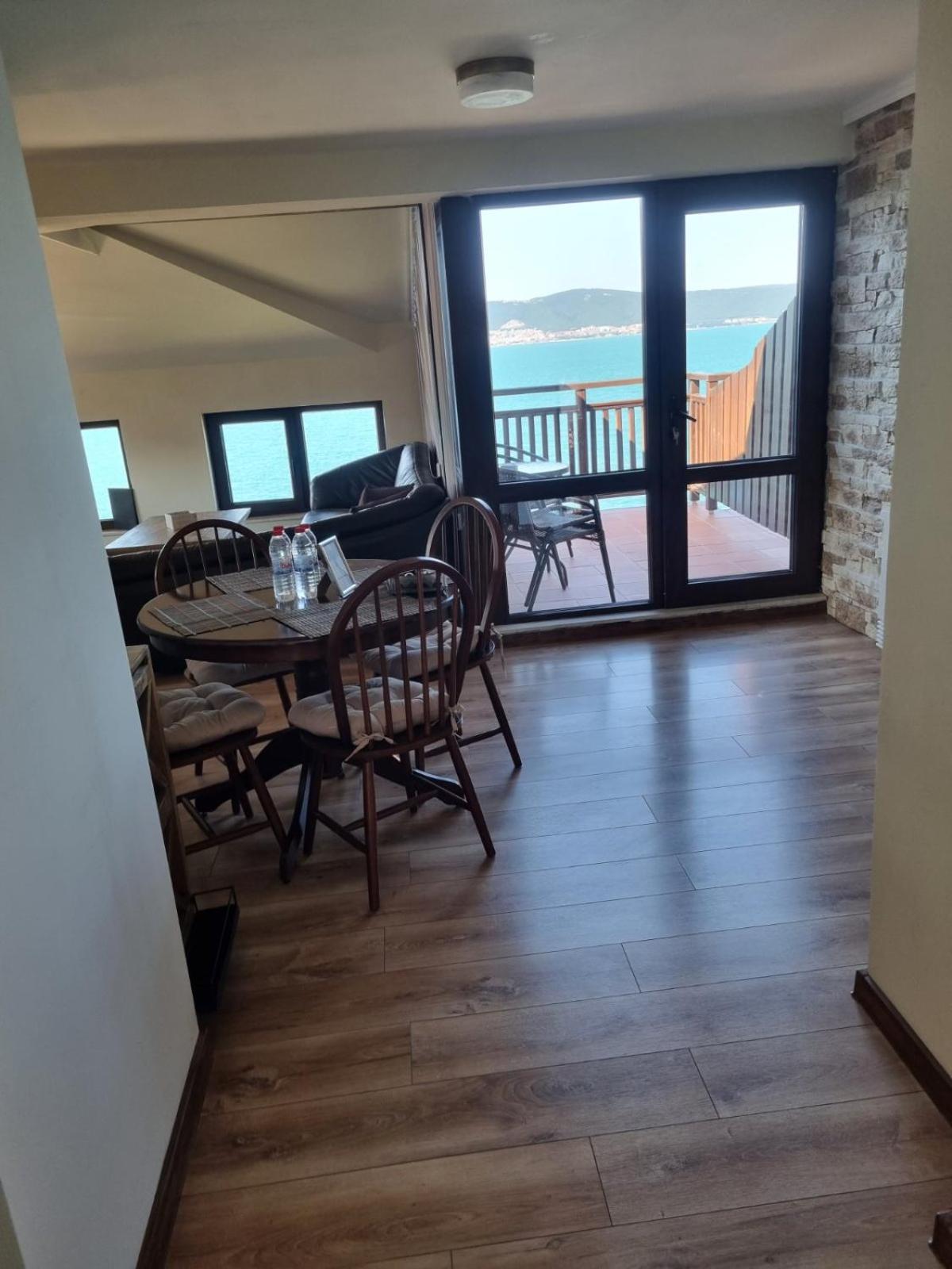 Superior One-Bedroom Apartment with Sea View photo 1