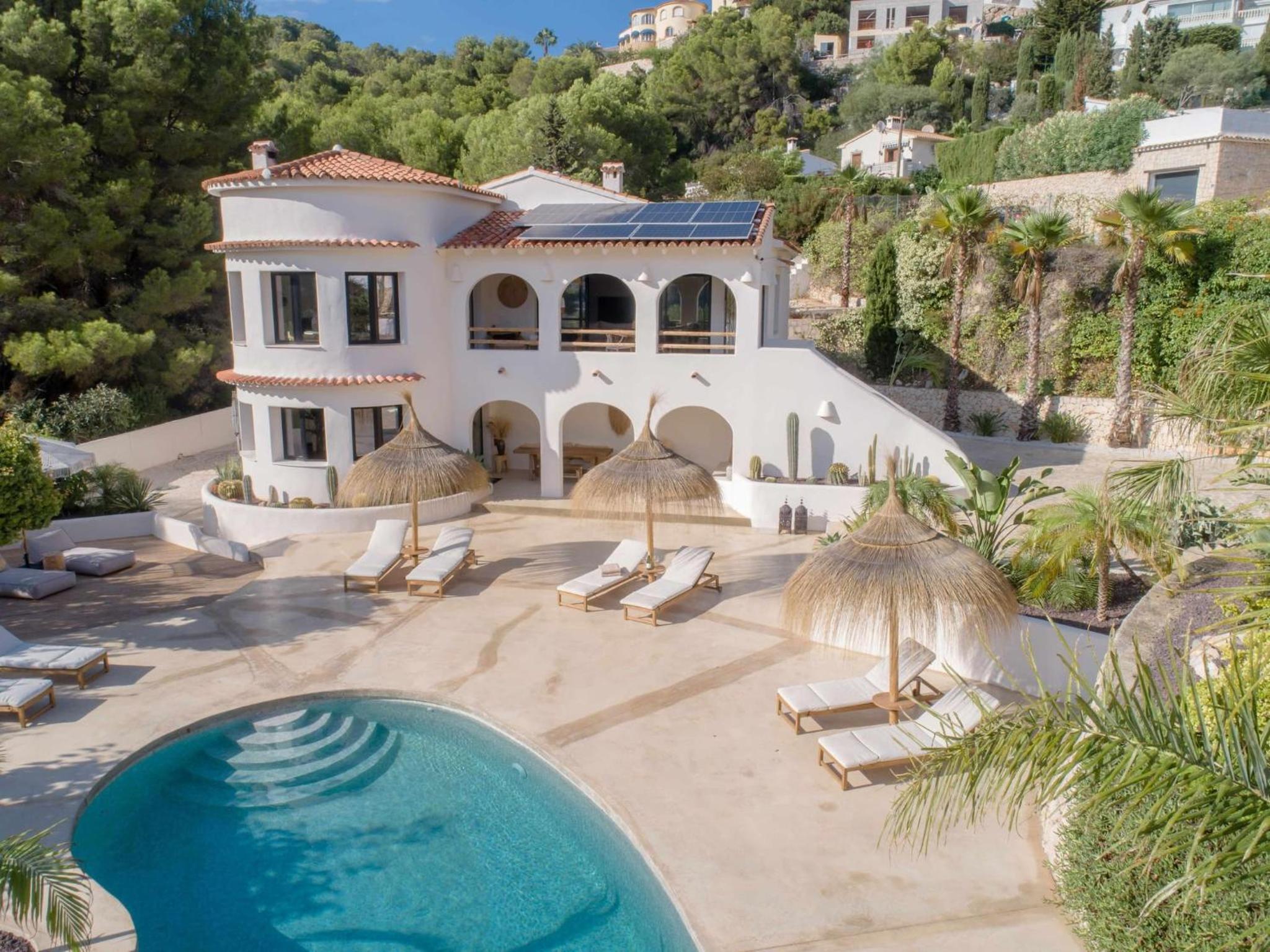 Villa with Private Pool photo 2