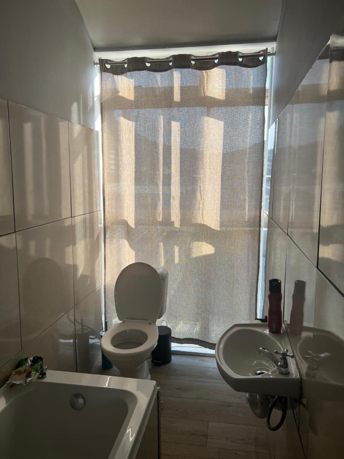 Deluxe Family Suite - Photo 3