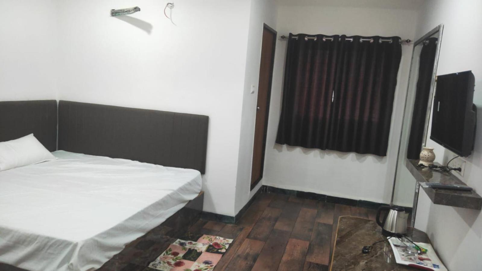 Business Double Room with Gym Access photo 3