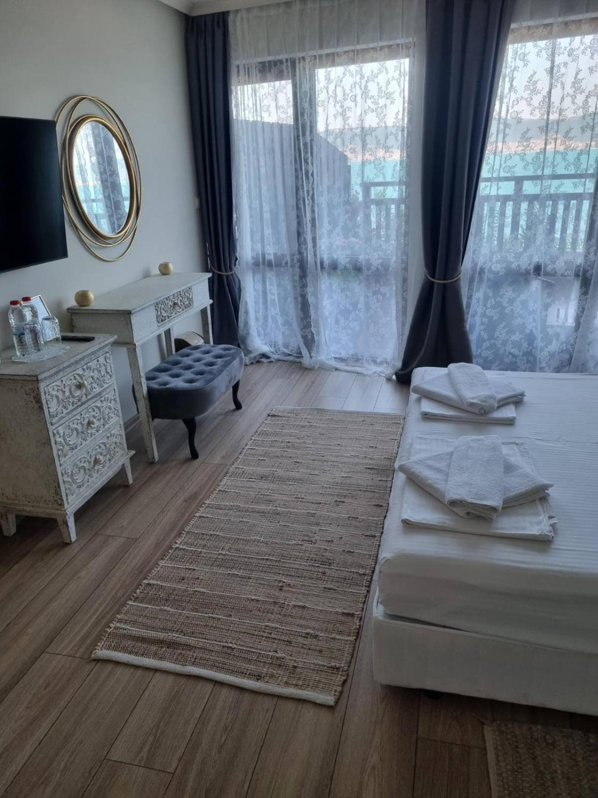 Superior Double Room with Sea View photo 2