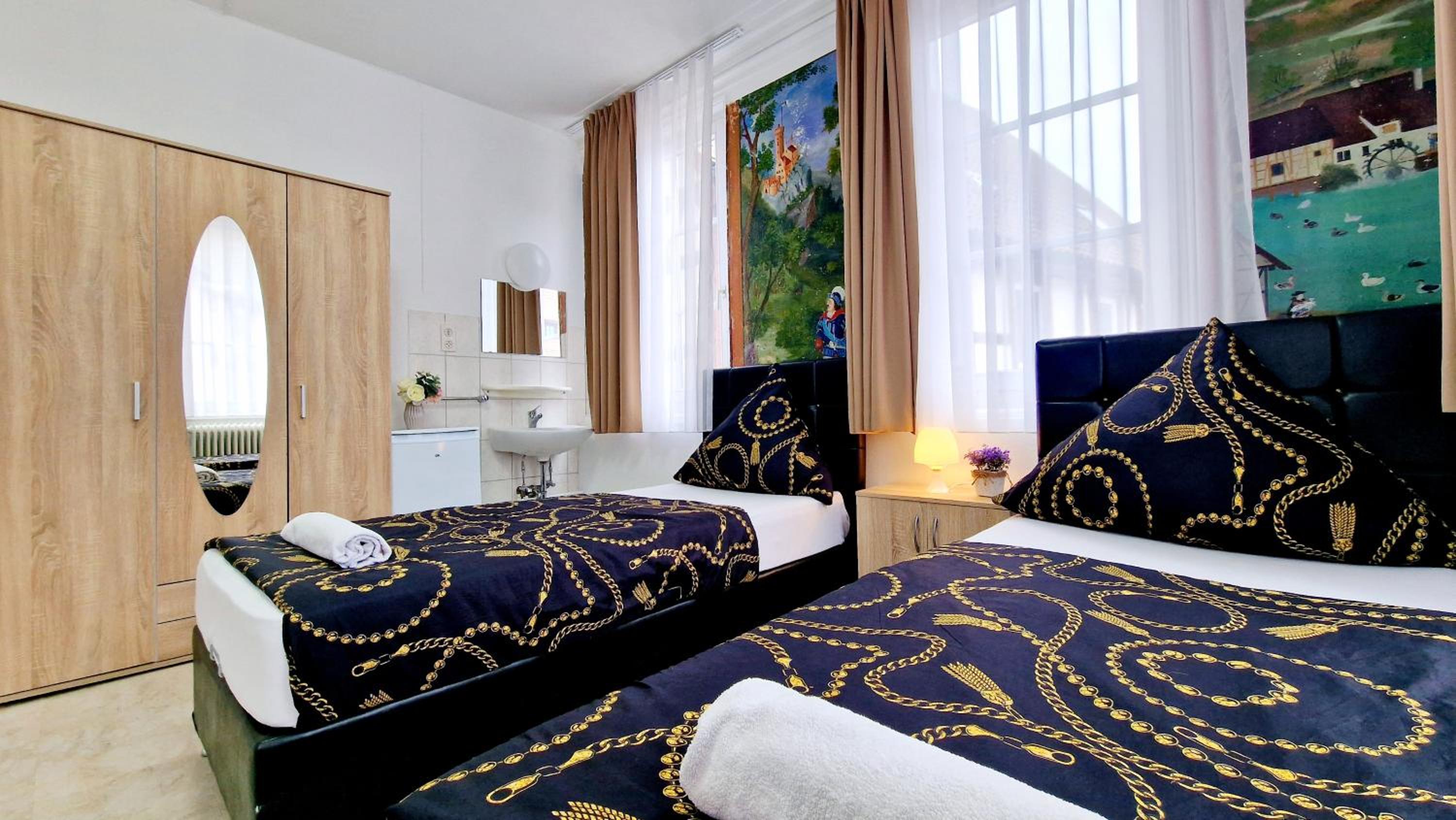 Small Twin Room