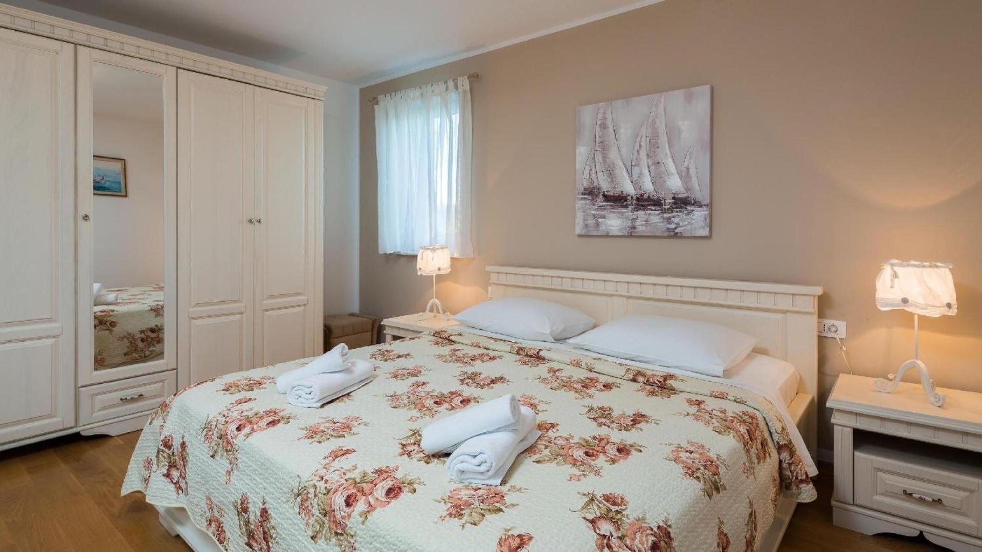 Five-Bedroom Holiday Home photo 3