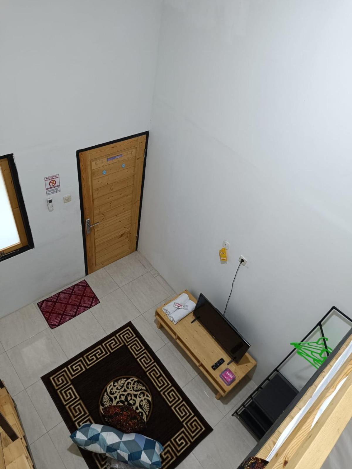 Deluxe Room (2 Adults + 1 Child) photo 2