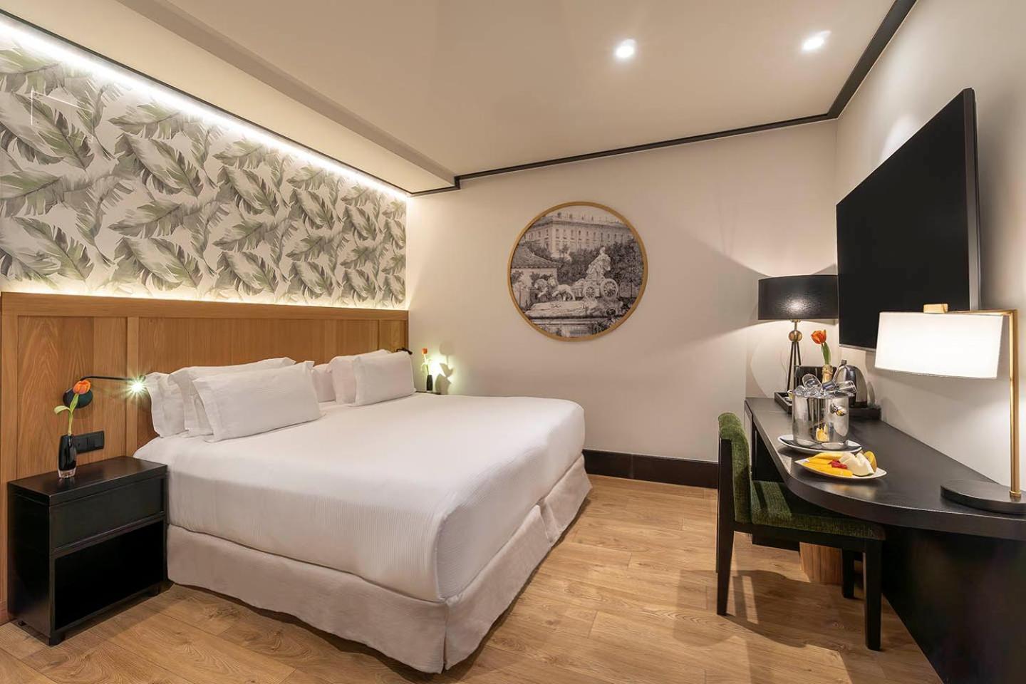 Deluxe Double Room with Terrace