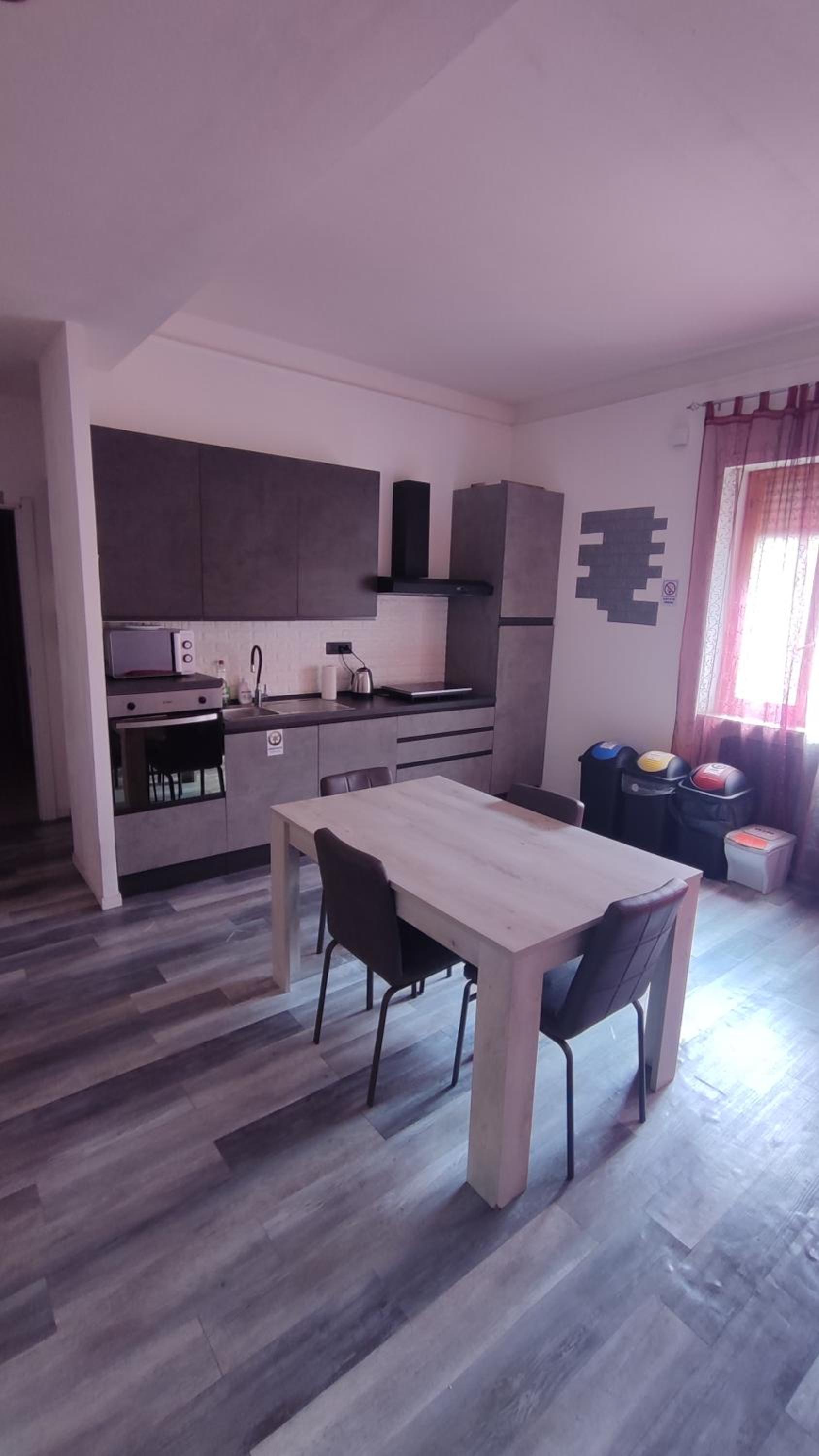 Double Room with Private Bathroom - Photo 5