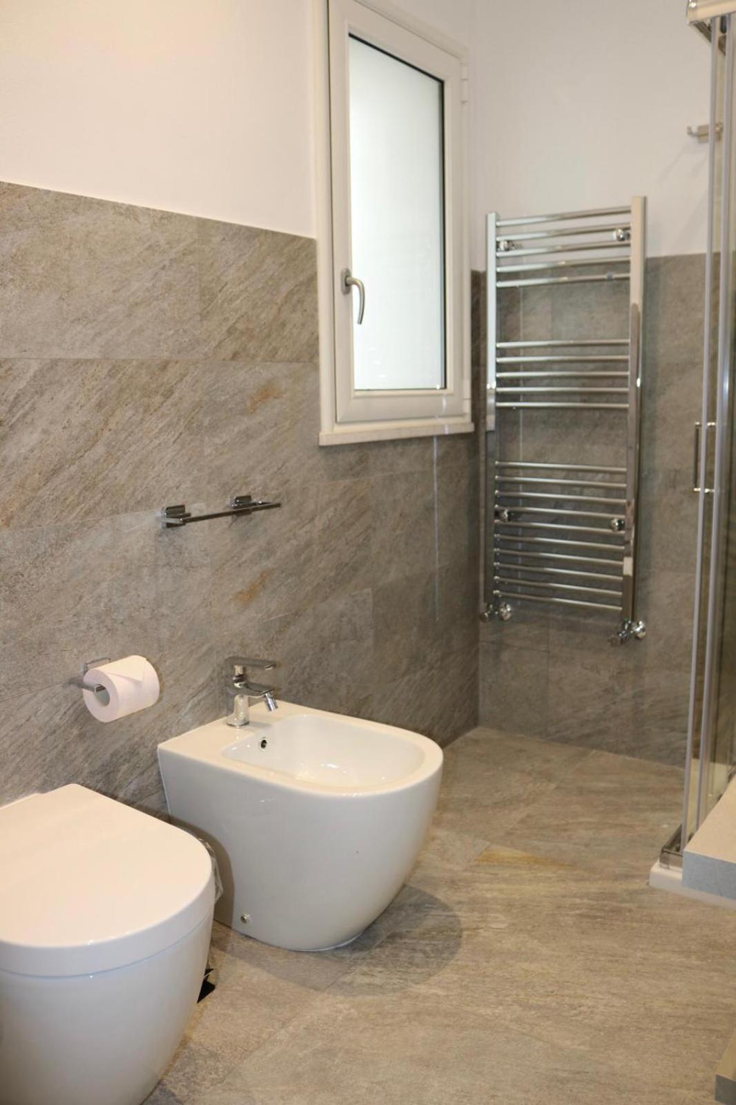 Deluxe Room (2 Adults + 1 Child) photo 2