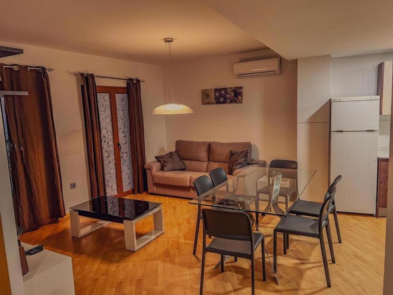 Two-Bedroom Apartment (4 Adults) - Photo 12
