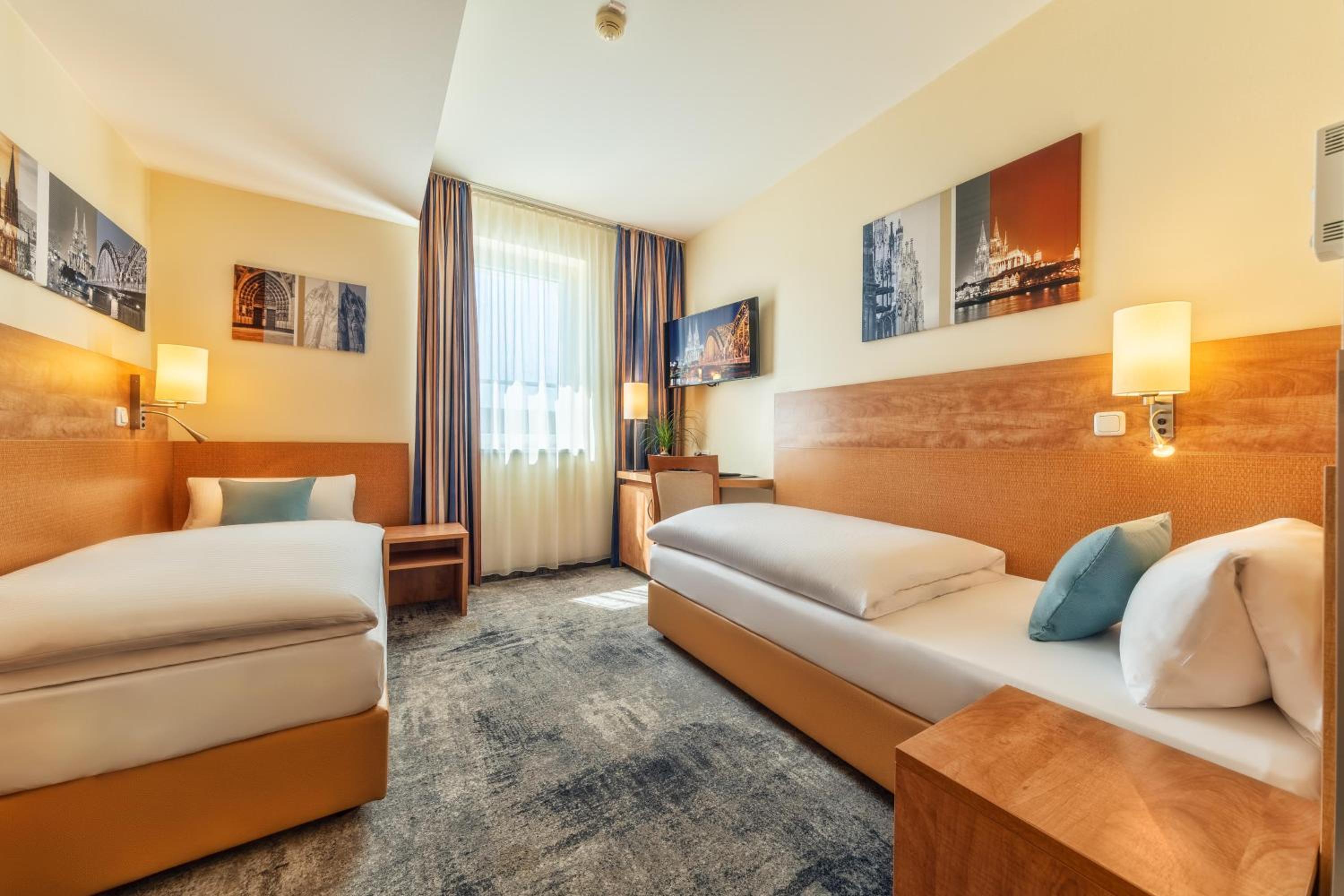 Comfort Twin Room