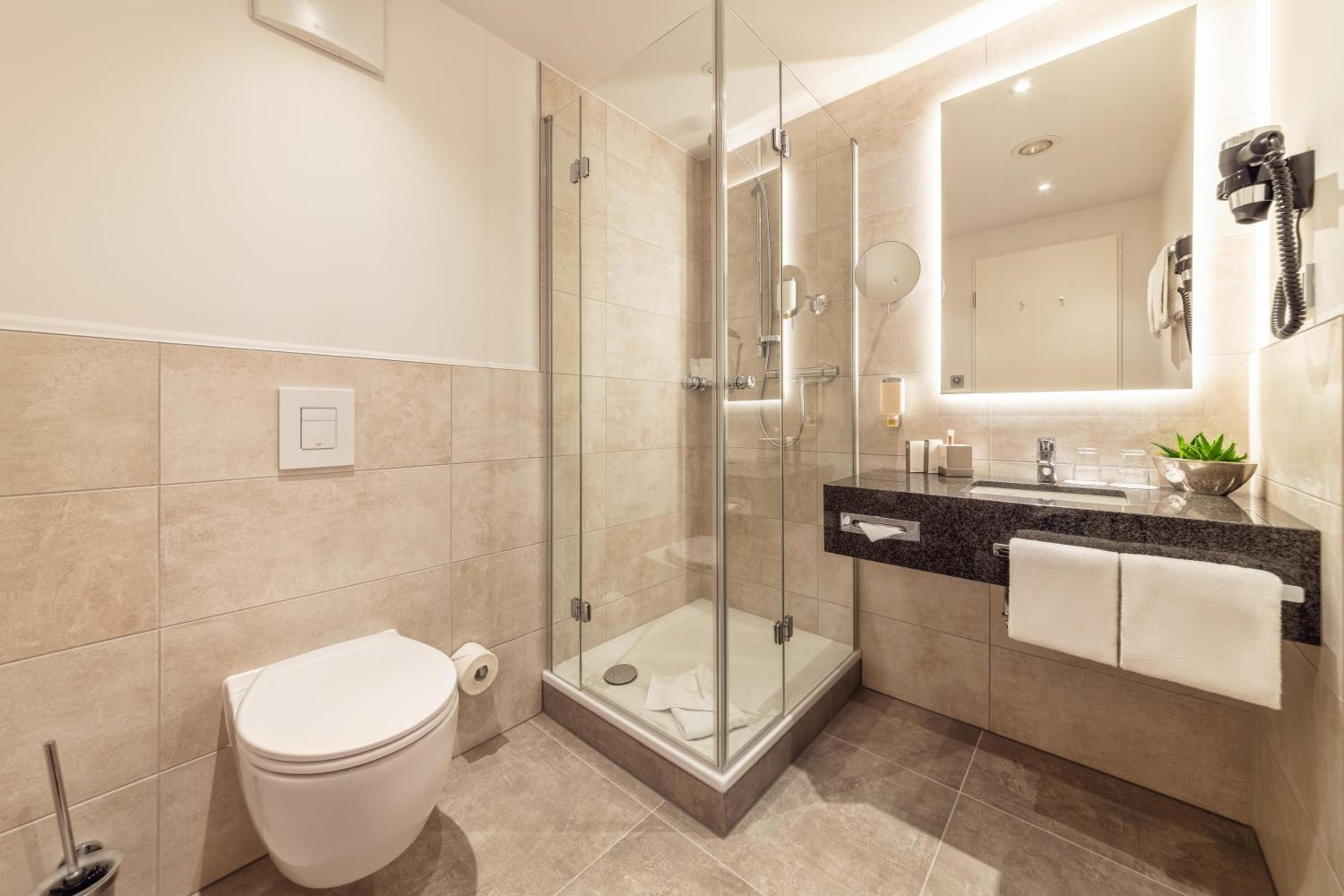 Junior Suite with Terrace and Cathedral View