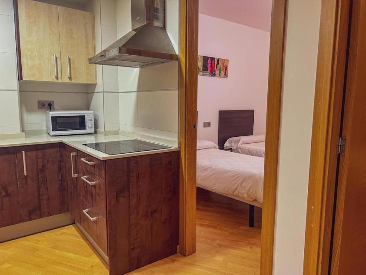 Two-Bedroom Apartment (4 Adults) - Photo 5
