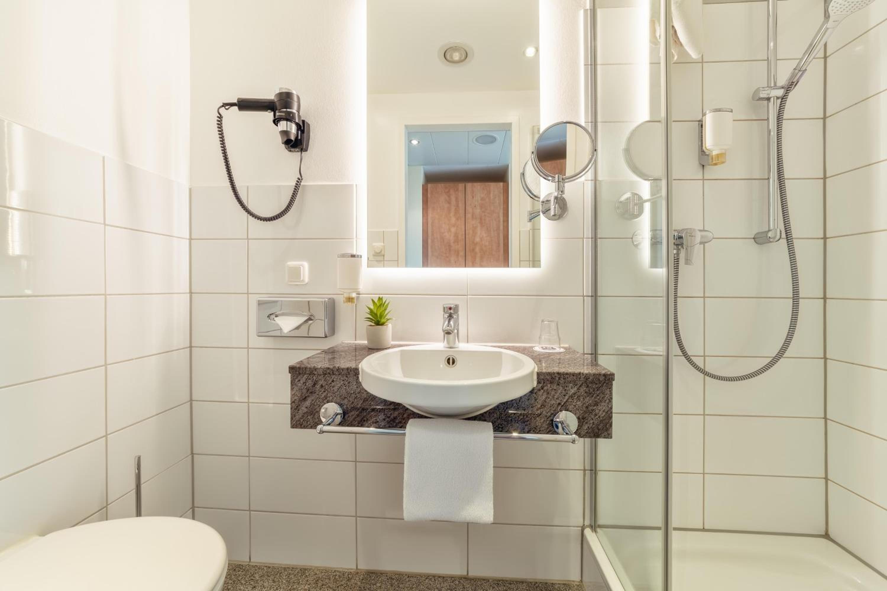 Comfort Single Room