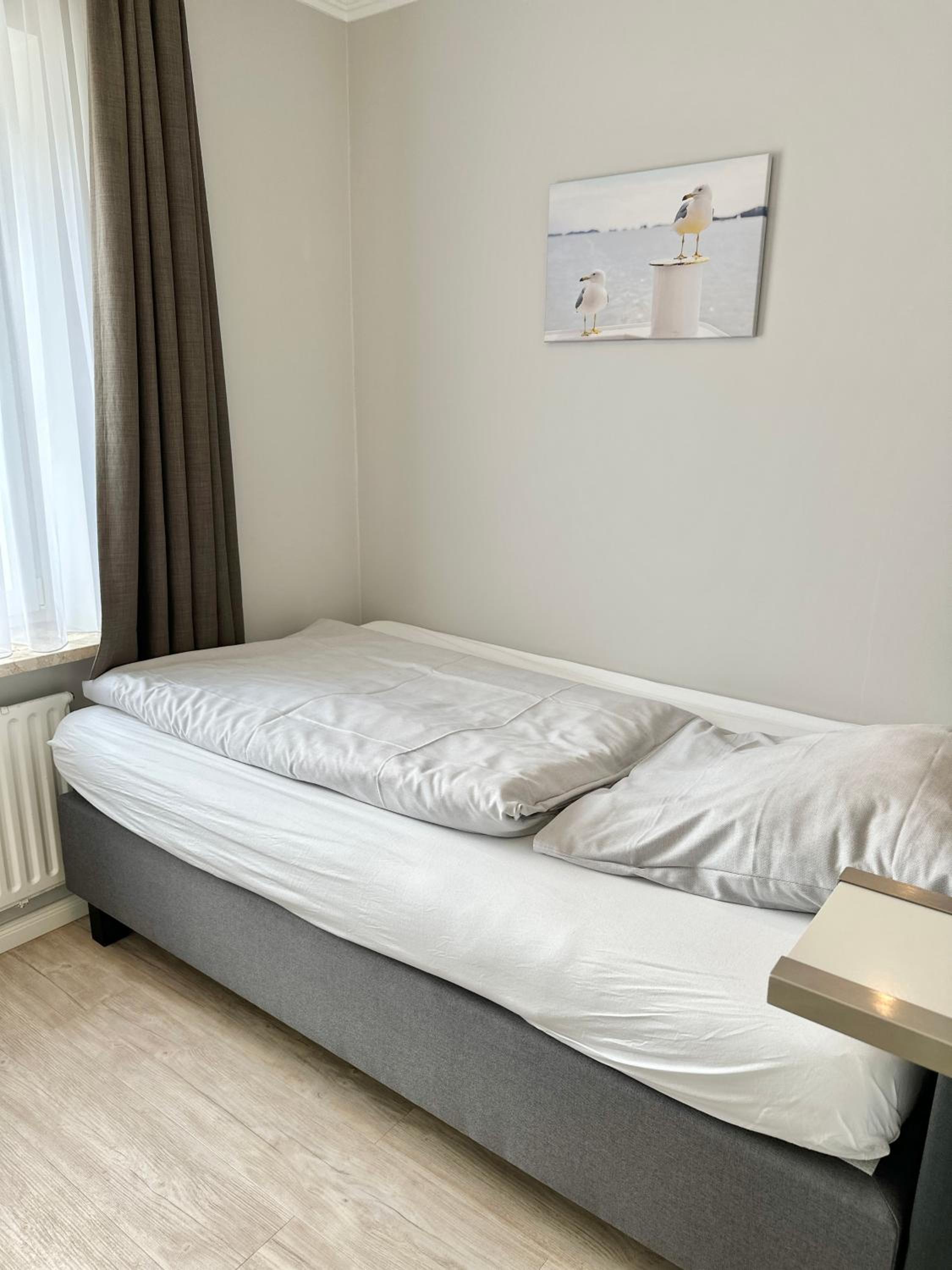 Apartment - Ground Floor photo 2