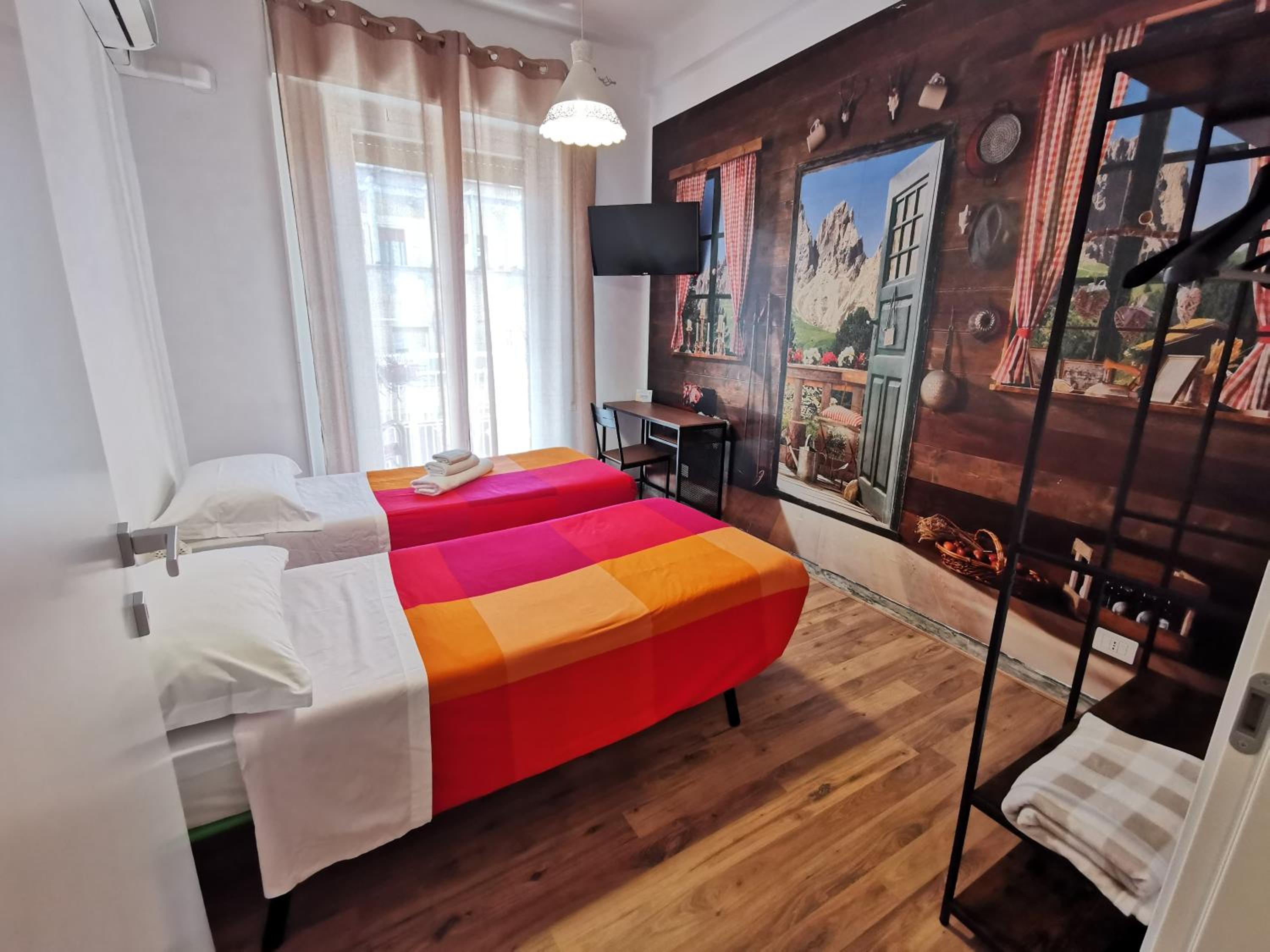 Twin Room with Private External Bathroom