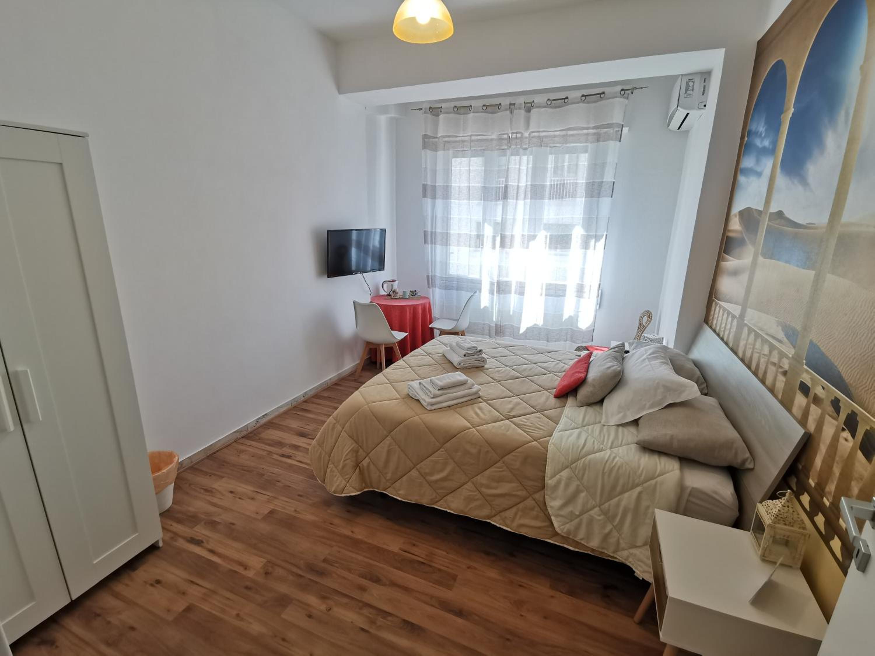 Double Room with Private External Bathroom