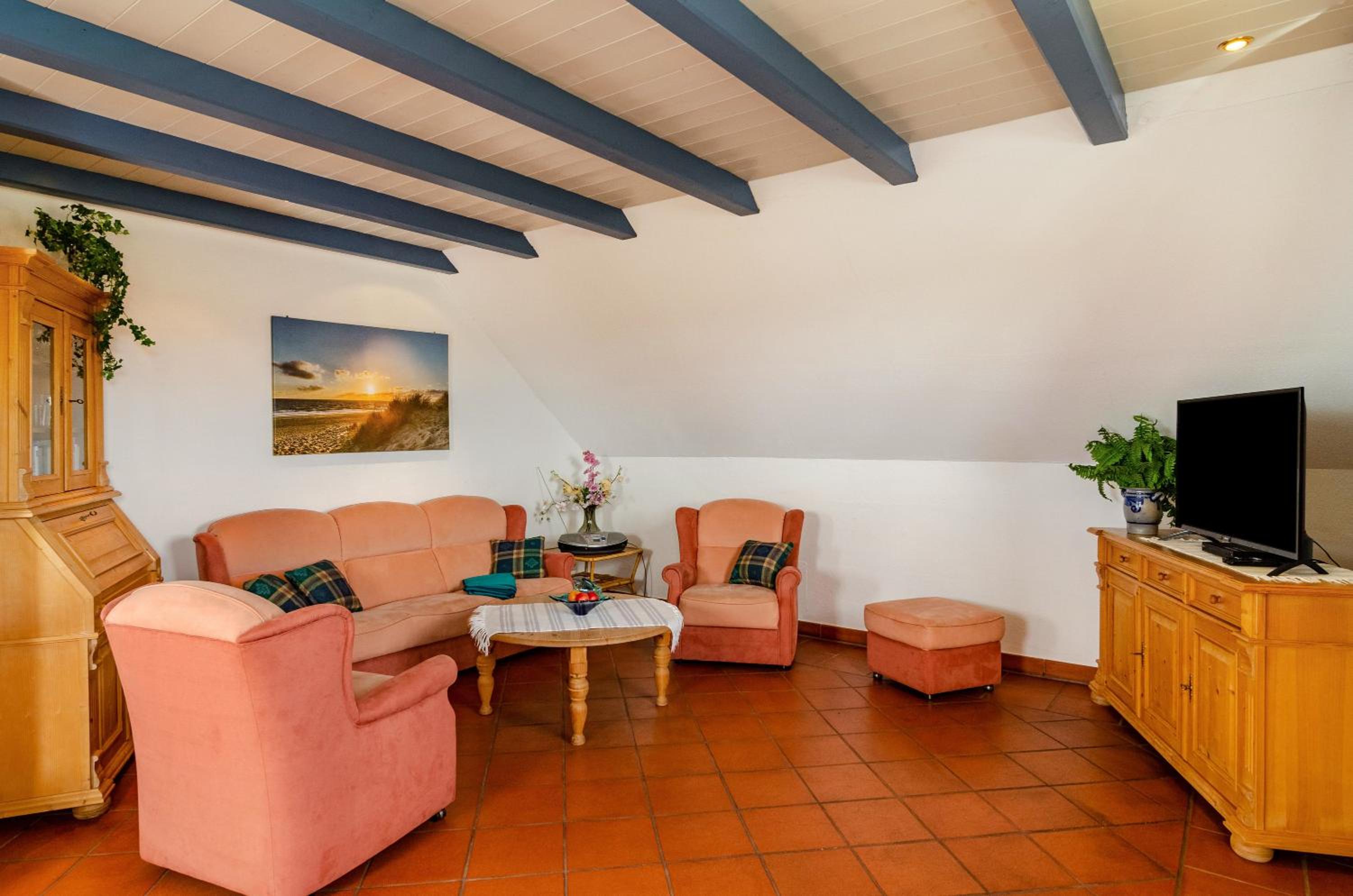 Two-Bedroom Deluxe Apartment with Garden View