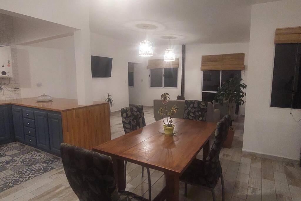 One-Bedroom House photo 3