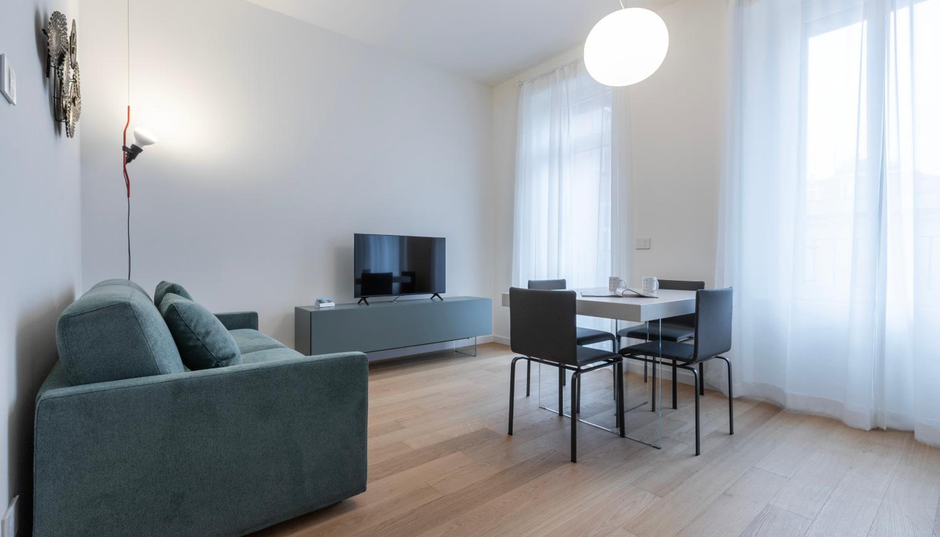 One-Bedroom Apartment