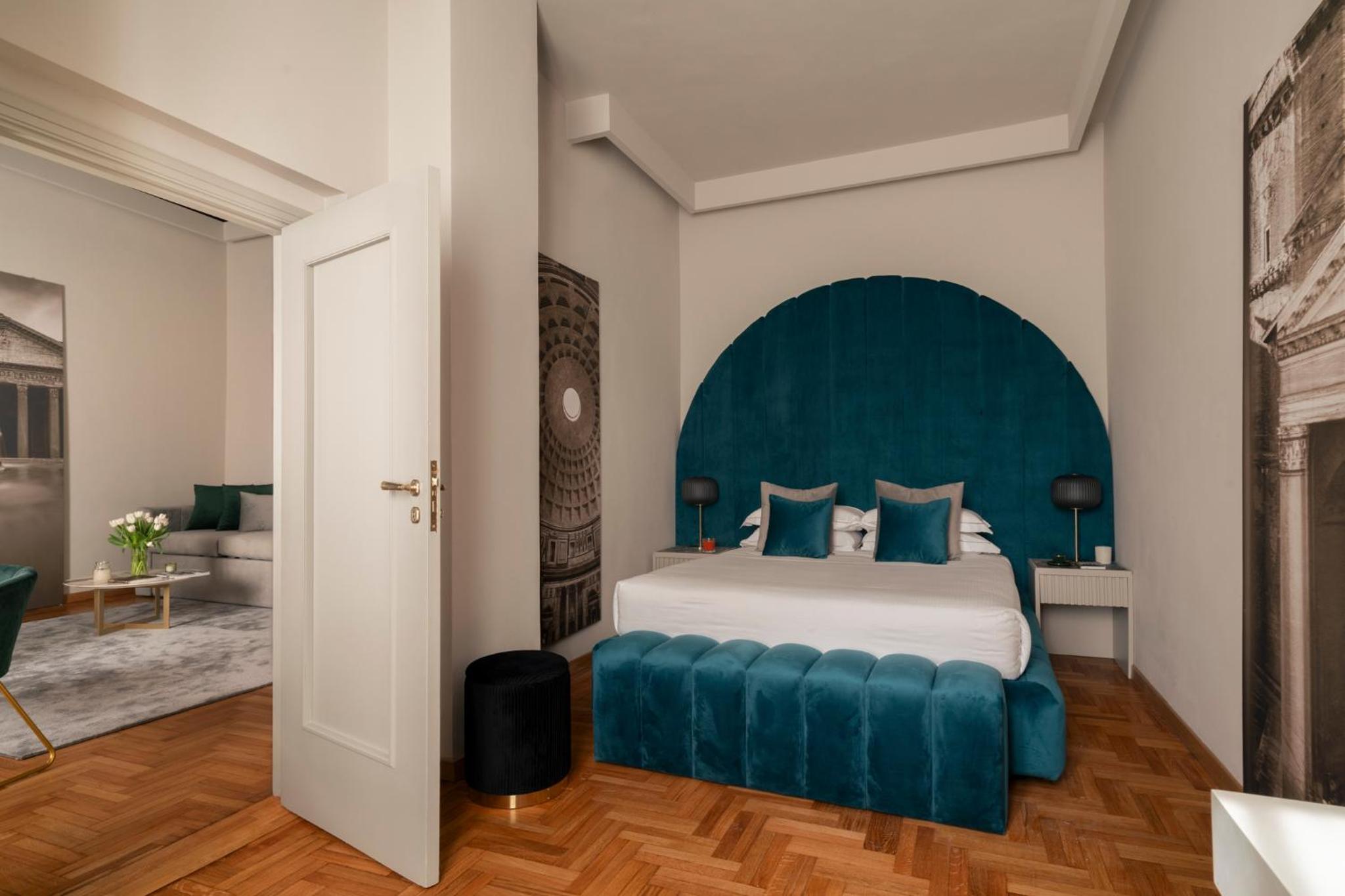 Pantheon View Suite Apartment  Separate Building