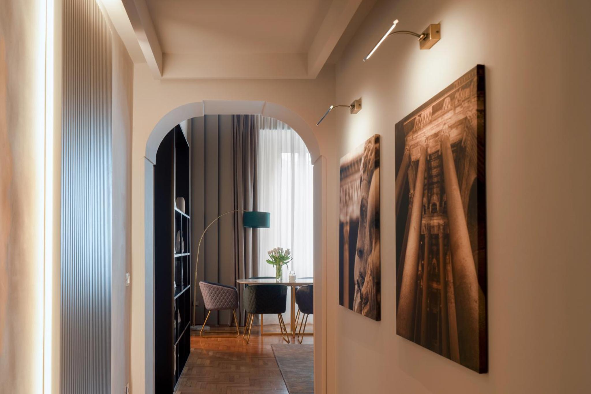 Pantheon View Suite Apartment  Separate Building thumbnail 6