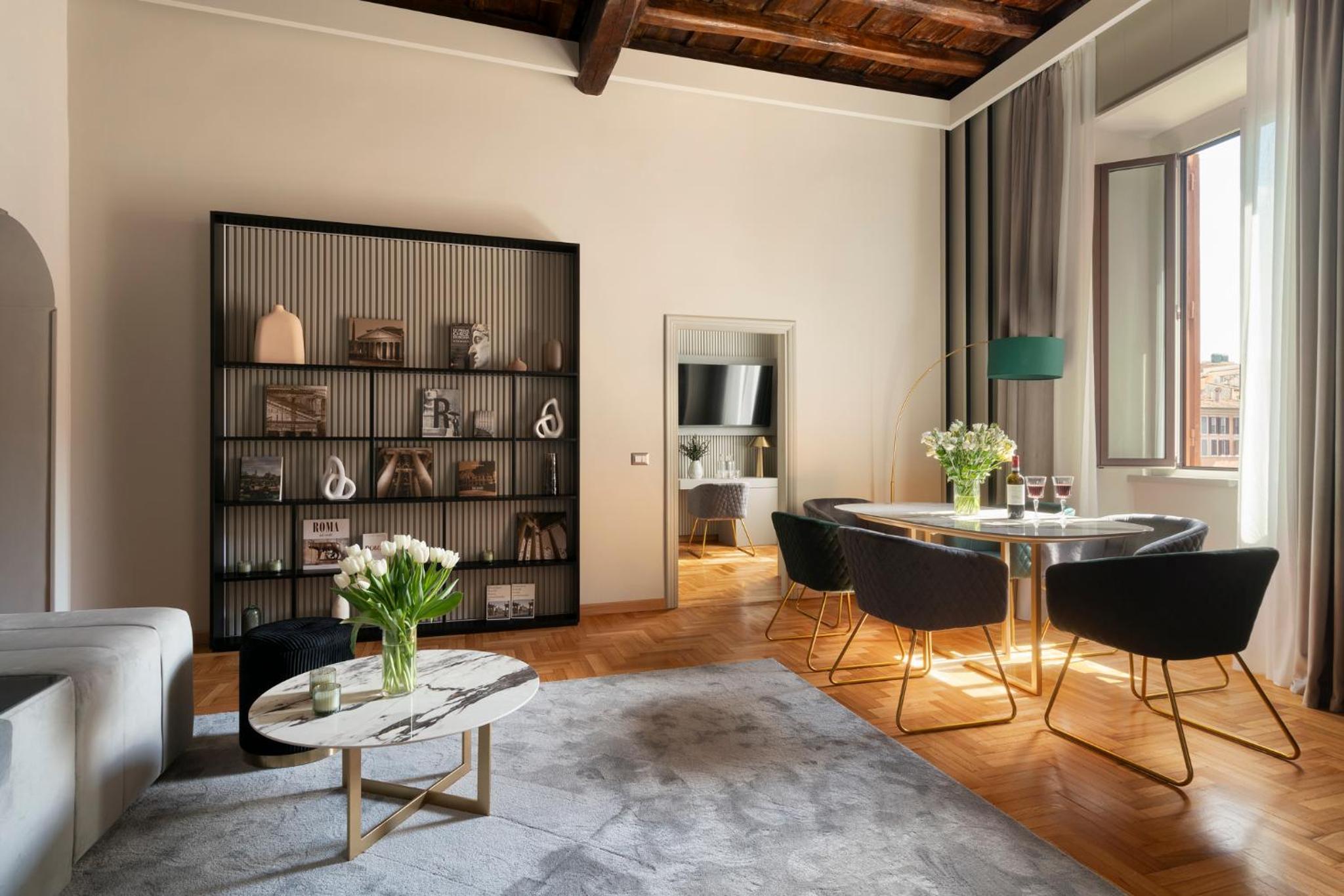 Pantheon View Suite Apartment  Separate Building