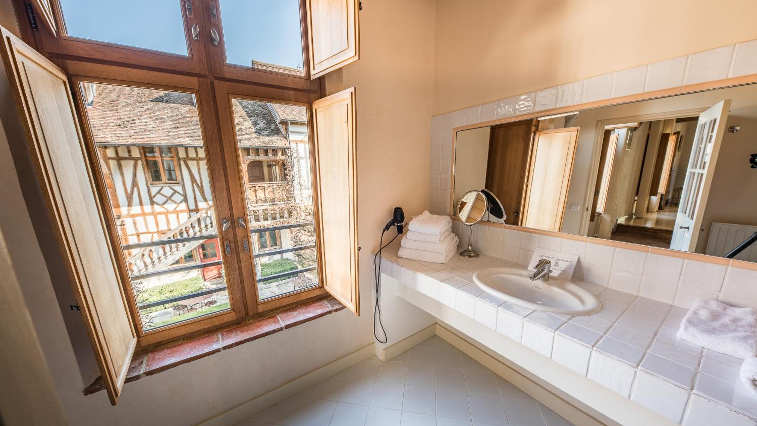 Junior Suite - Photo 2