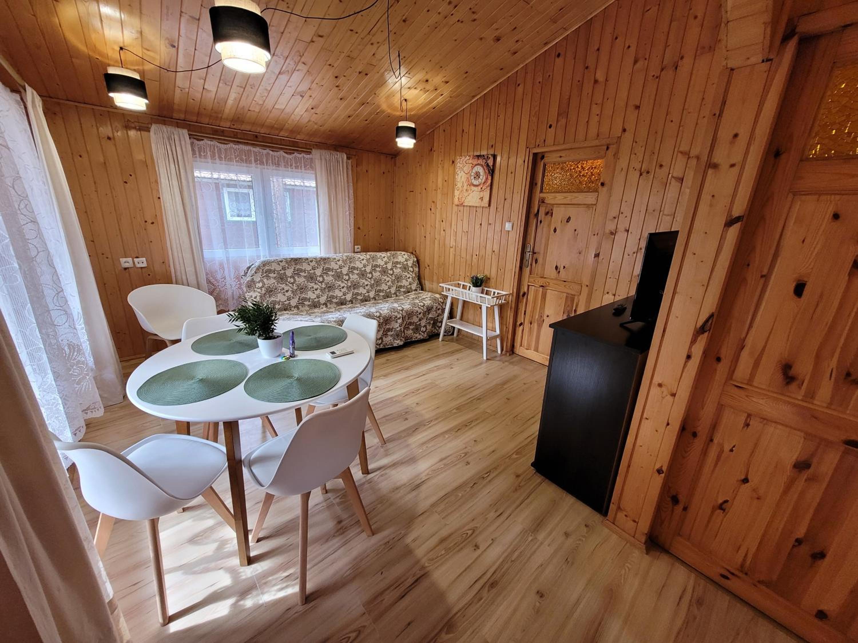 Deluxe Bungalow - Photo 10