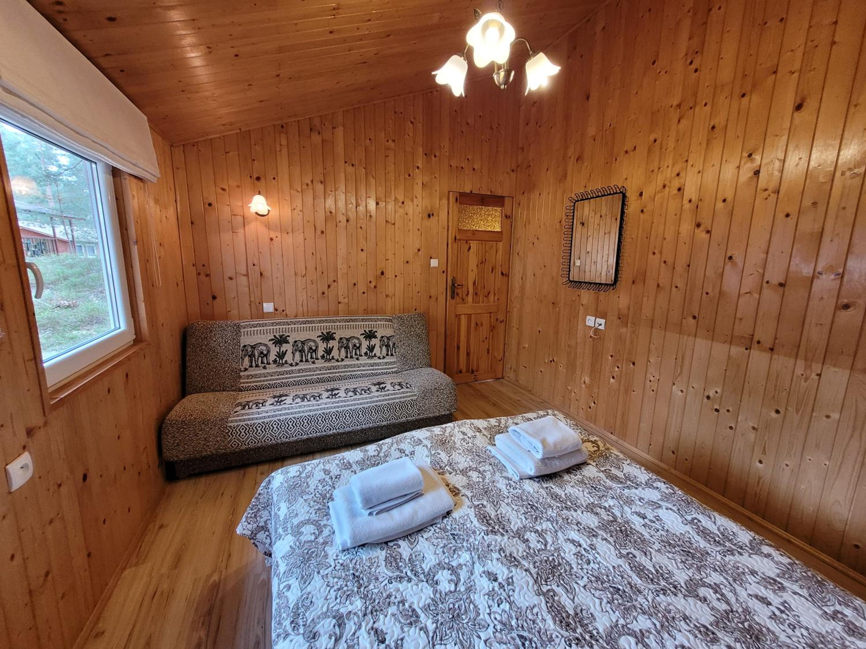 Deluxe Bungalow - Photo 5