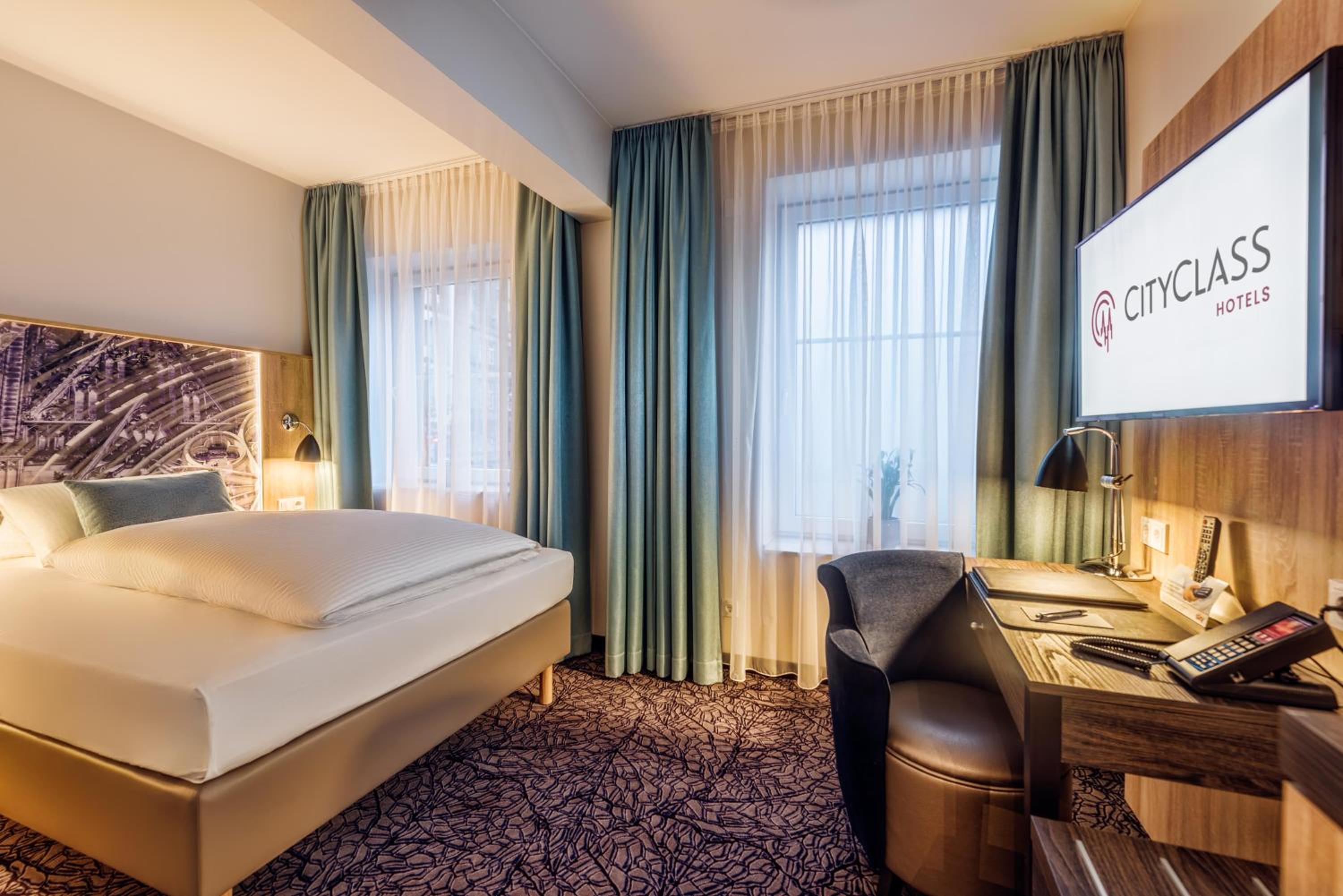 Superior Single Room
