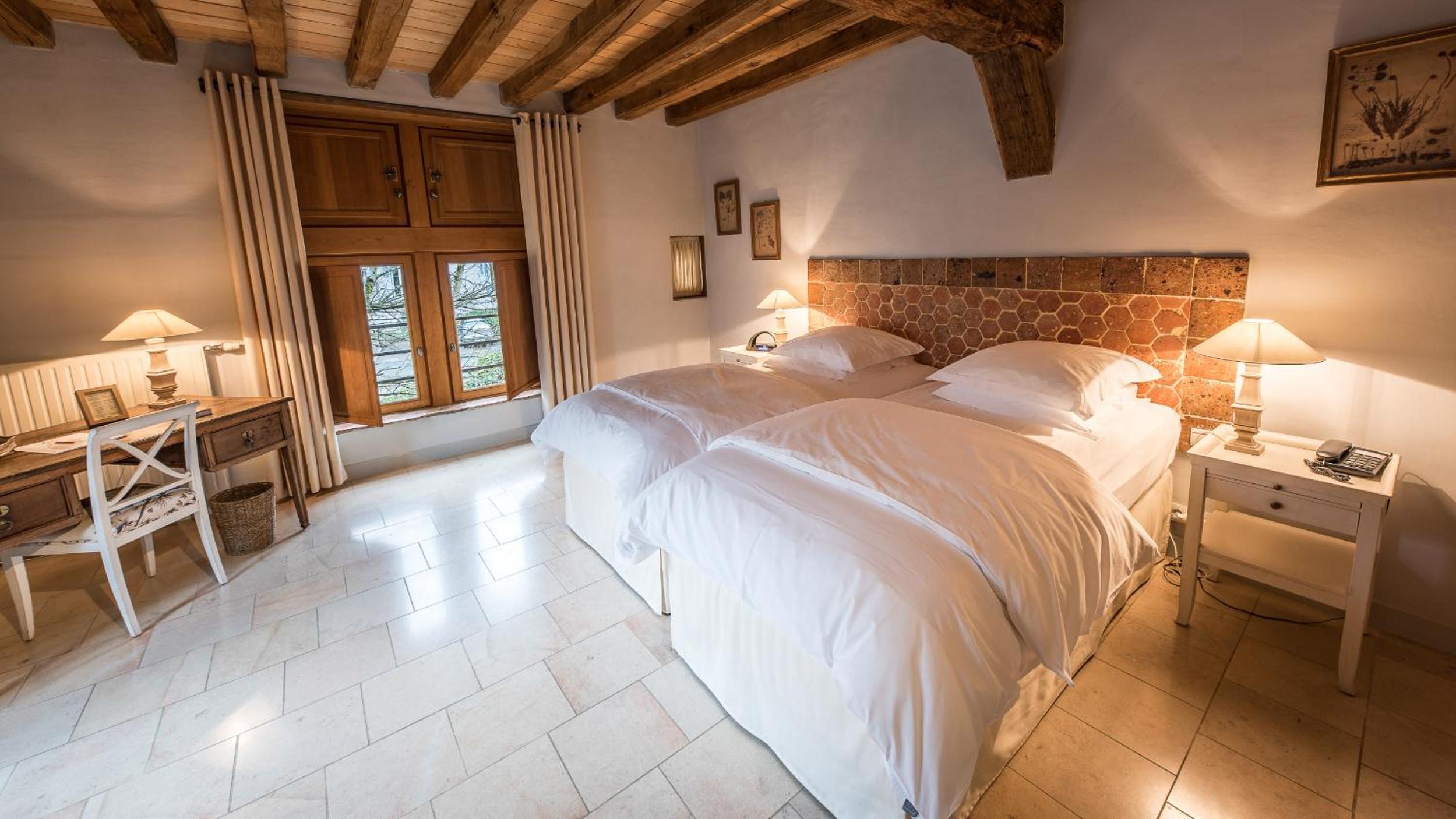 Twin Room - Photo 1