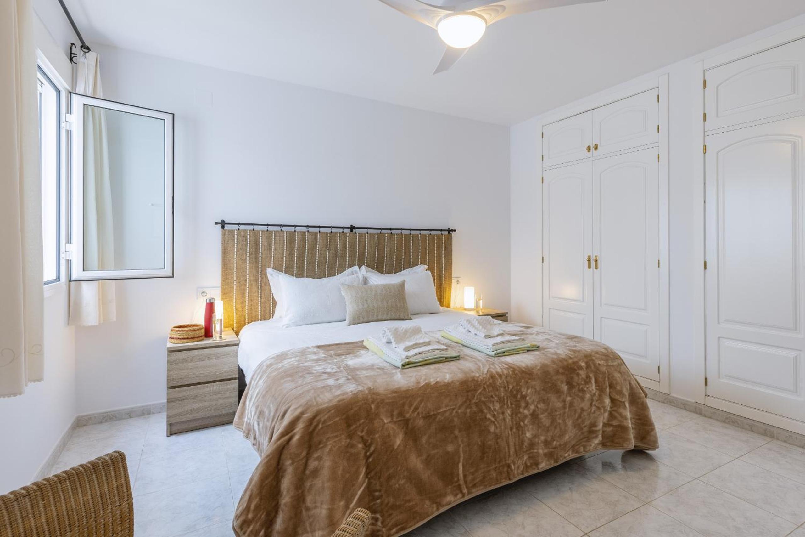 Apartamento con Balcón